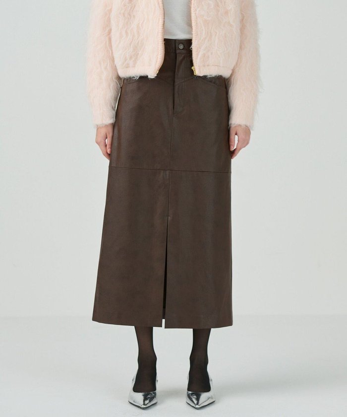 【グレース コンチネンタル/GRACE CONTINENTAL】のクラッシュレザータイトスカート インテリア・キッズ・メンズ・レディースファッション・服の通販 founy(ファニー) https://founy.com/ ファッション Fashion レディースファッション Fashion for Women スカート Skirts クラッシュ Distressed, Crashed Style ストレッチ Stretch, Stretchy Fabric ストレート Straight, Straight Cut スリット Slit, Slit Detail タイトスカート Pencil Skirt, Tight Skirt フェイクレザー Faux Leather, PU Leather フロント Front, Front Design 今季 This Season, Current Season 夏 Summer S/S・春夏 SS, Spring/Summer, Warm Season A/W・秋冬 Autumn/Winter |ID: prp329100004655349 ipo3291000000033669168