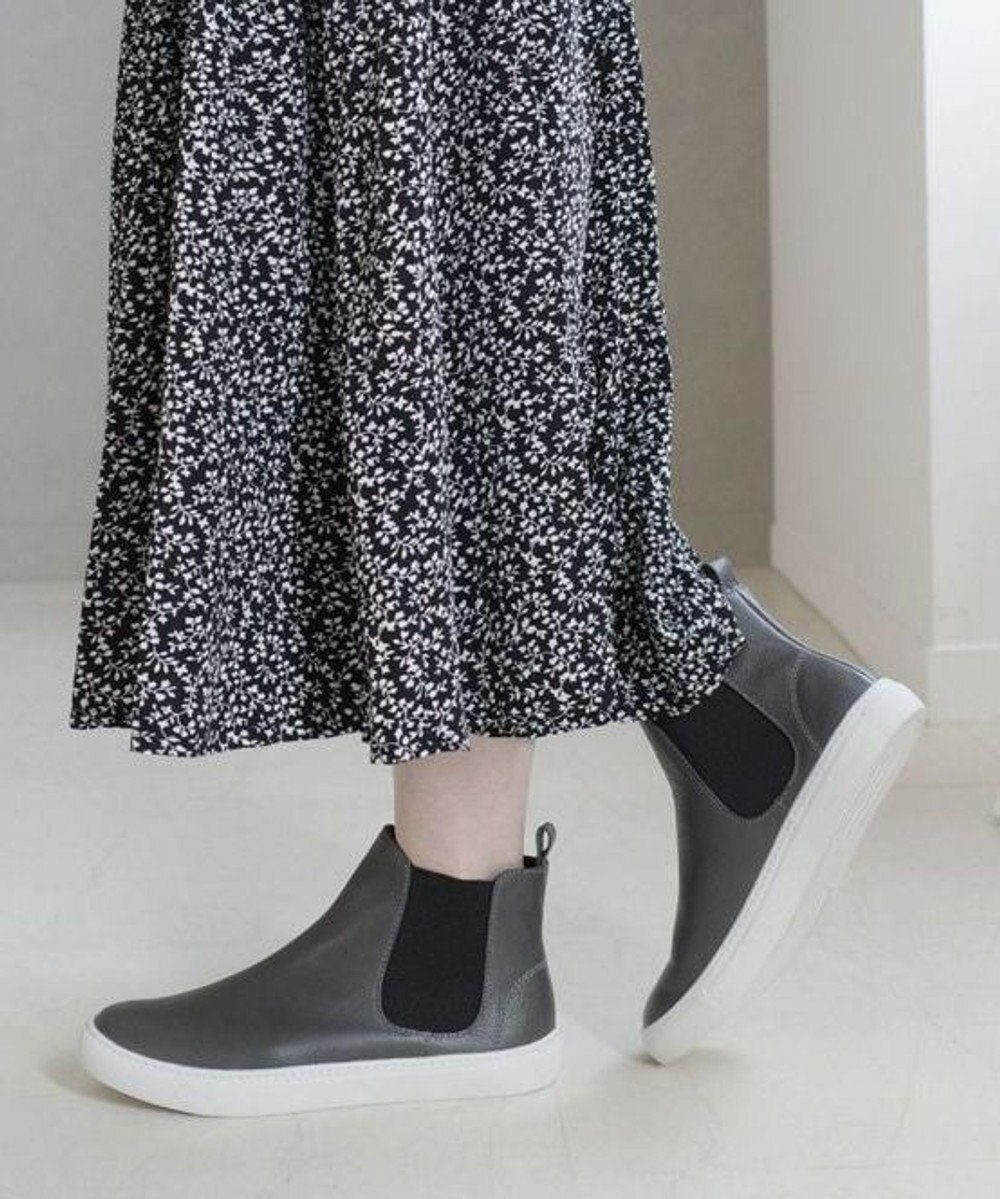 【ポインター/Pointer】の本革サイドゴアショートブーツ インテリア・キッズ・メンズ・レディースファッション・服の通販 founy(ファニー) ファッション Fashion レディースファッション Fashion for Women ショート Short, Short Length スニーカー Sneakers, Trainers 定番 Standard, Basic Item A/W・秋冬 Autumn/Winter グレー|ID: prp329100004655365 ipo3291000000034230665