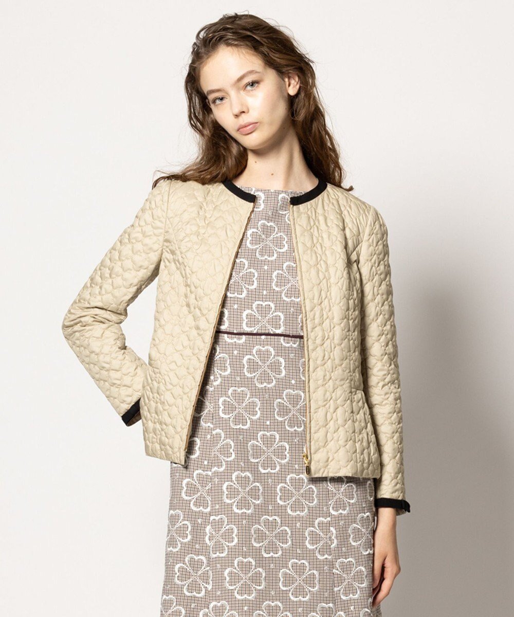 【トッカ/TOCCA】の【消臭】CLOVER CARPET キルト中綿ショートコート インテリア・キッズ・メンズ・レディースファッション・服の通販 founy(ファニー) 　ファッション　Fashion　レディースファッション　Fashion for Women　アウター　Coat / Outerwear Collection　コート・ロングコート・ピーコート　Long Coats, Peacoats & More　レディースジャケット・軽アウター　Jackets　おすすめ　Recommended / Our Picks　インナー　Innerwear　キルト　Quilt, Quilted Fabric　ショート　Short, Short Length　ジャケット　Jacket, Outerwear　ダウン　Down, Puffer　フェミニン　Feminine, Girly　冬　Winter / This Winter　春　Spring　秋　Autumn　ベージュ系|ID: prp329100004655624 ipo3291000000035843735