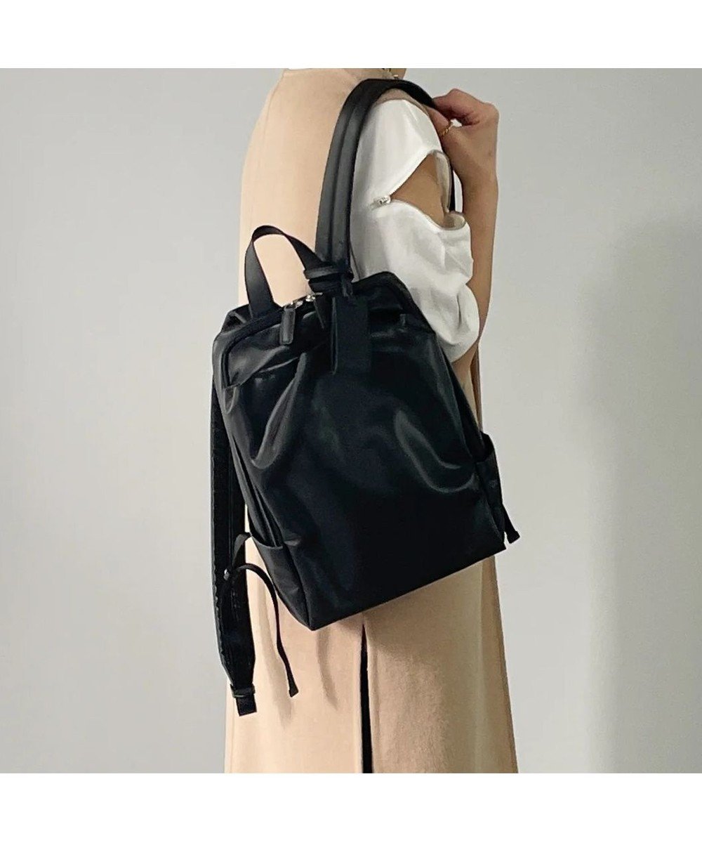 【ペレボルサ/PELLE BORSA】のミドルサイズリュック Cheers チアーズ 4689 インテリア・キッズ・メンズ・レディースファッション・服の通販 founy(ファニー) 　ファッション　Fashion　レディースファッション　Fashion for Women　バッグ　Bags　ショルダー　Shoulder, Shoulder Strap　財布　Wallet, Purse　プリント　Print, Printed Pattern　ポケット　Pocket, Pocket Detail　メッシュ　Mesh, Net Fabric　リュック　Backpack, Rucksack　エレガント 上品　Elegant　ブラック|ID: prp329100004655736 ipo3291000000033673875