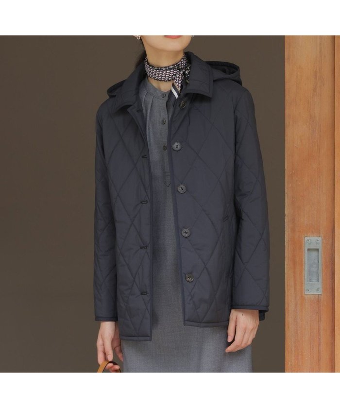 【ジェイ プレス/J.PRESS】の【洗える・撥水】プレミアムBasicキルティング ショート コート インテリア・キッズ・メンズ・レディースファッション・服の通販 founy(ファニー) https://founy.com/ ファッション Fashion レディースファッション Fashion for Women アウター Coat / Outerwear Collection コート・ロングコート・ピーコート Long Coats, Peacoats & More レディースジャケット・軽アウター Jackets 洗える Machine Washable 秋 Autumn キルティング Quilted, Quilting コンパクト Compact, Small Size ショート Short, Short Length ジャケット Jacket, Outerwear チェック Check, Plaid, Tartan 定番 Standard, Basic Item フェミニン Feminine, Girly プレミアム Premium, High-End ベーシック Basic, Essential 無地 Plain, Solid Color A/W・秋冬 Autumn/Winter |ID: prp329100004656110 ipo3291000000033677893