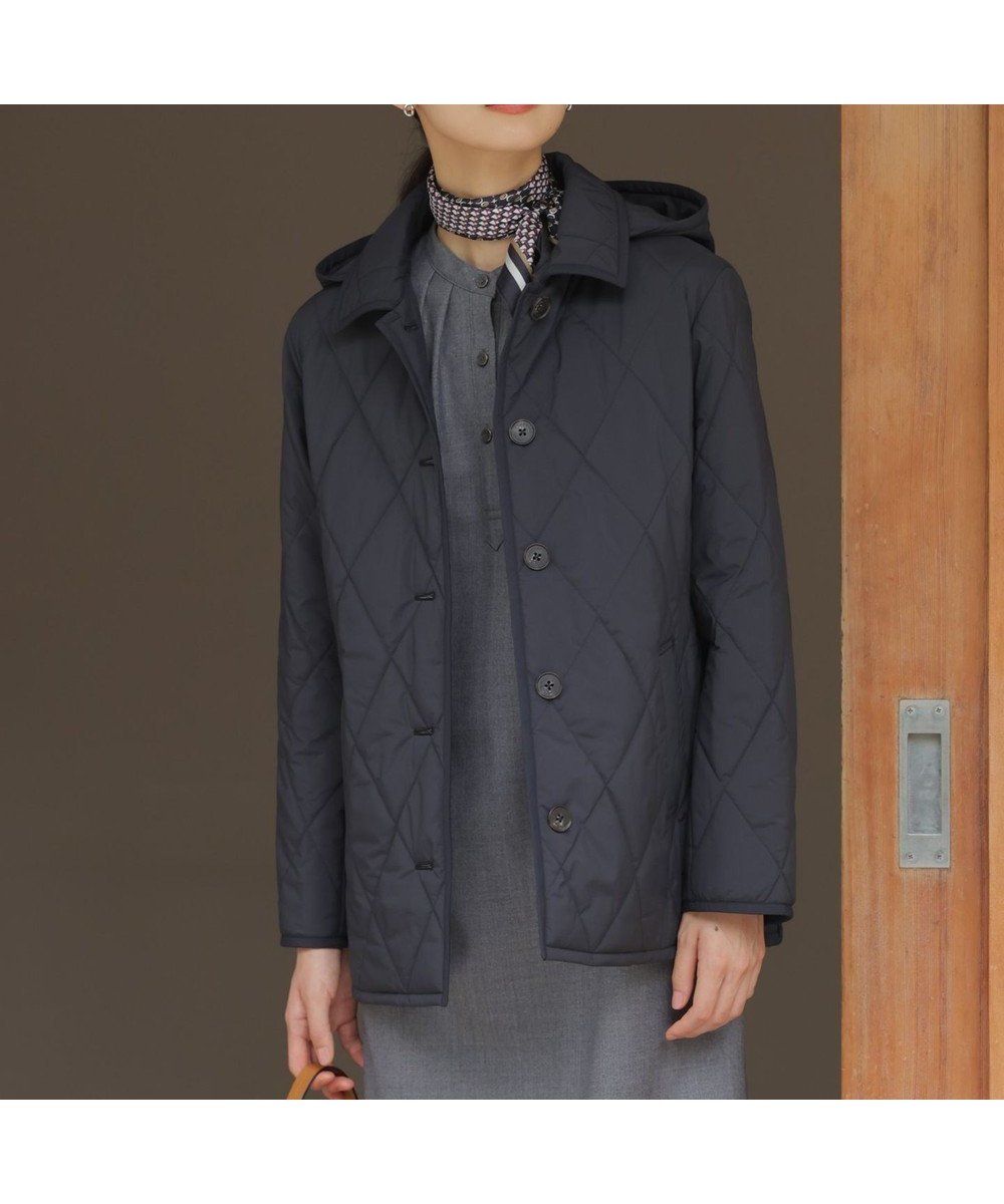 【ジェイ プレス/J.PRESS】の【洗える・撥水】プレミアムBasicキルティング ショート コート インテリア・キッズ・メンズ・レディースファッション・服の通販 founy(ファニー) 　ファッション　Fashion　レディースファッション　Fashion for Women　アウター　Coat / Outerwear Collection　コート・ロングコート・ピーコート　Long Coats, Peacoats & More　レディースジャケット・軽アウター　Jackets　洗える　Machine Washable　秋　Autumn　キルティング　Quilted, Quilting　コンパクト　Compact, Small Size　ショート　Short, Short Length　ジャケット　Jacket, Outerwear　チェック　Check, Plaid, Tartan　定番　Standard, Basic Item　フェミニン　Feminine, Girly　プレミアム　Premium, High-End　ベーシック　Basic, Essential　無地　Plain, Solid Color　A/W・秋冬　Autumn/Winter　ネイビー系|ID: prp329100004656110 ipo3291000000033677896