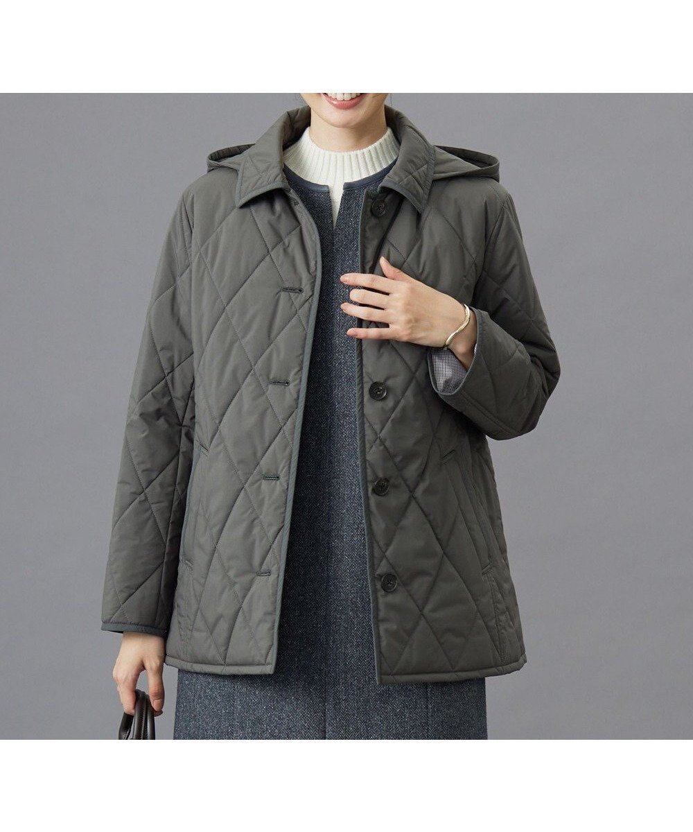 【ジェイ プレス/J.PRESS】の【洗える・撥水】プレミアムBasicキルティング ショート コート インテリア・キッズ・メンズ・レディースファッション・服の通販 founy(ファニー) 　ファッション　Fashion　レディースファッション　Fashion for Women　アウター　Coat / Outerwear Collection　コート・ロングコート・ピーコート　Long Coats, Peacoats & More　レディースジャケット・軽アウター　Jackets　洗える　Machine Washable　秋　Autumn　キルティング　Quilted, Quilting　コンパクト　Compact, Small Size　ショート　Short, Short Length　ジャケット　Jacket, Outerwear　チェック　Check, Plaid, Tartan　定番　Standard, Basic Item　フェミニン　Feminine, Girly　プレミアム　Premium, High-End　ベーシック　Basic, Essential　無地　Plain, Solid Color　A/W・秋冬　Autumn/Winter　スレート系|ID: prp329100004656110 ipo3291000000033677899