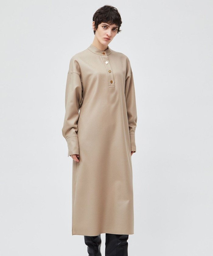 【ベイジ,/BEIGE,】のTERNES / ドルマンスリーブウールワンピース インテリア・キッズ・メンズ・レディースファッション・服の通販 founy(ファニー) https://founy.com/ ファッション Fashion レディースファッション Fashion for Women ワンピース Dresses シェイプ Shape, Slim Fit ショルダー Shoulder, Shoulder Strap ドレープ Drape, Draping Fabric ドロップ Drop Shoulder, Dropped Style ハイネック High Neck, Mock Neck メタル Metal, Metal Parts ロング Long, Long-Length エレガント 上品 Elegant A/W・秋冬 Autumn/Winter |ID: prp329100004656197 ipo3291000000033678547