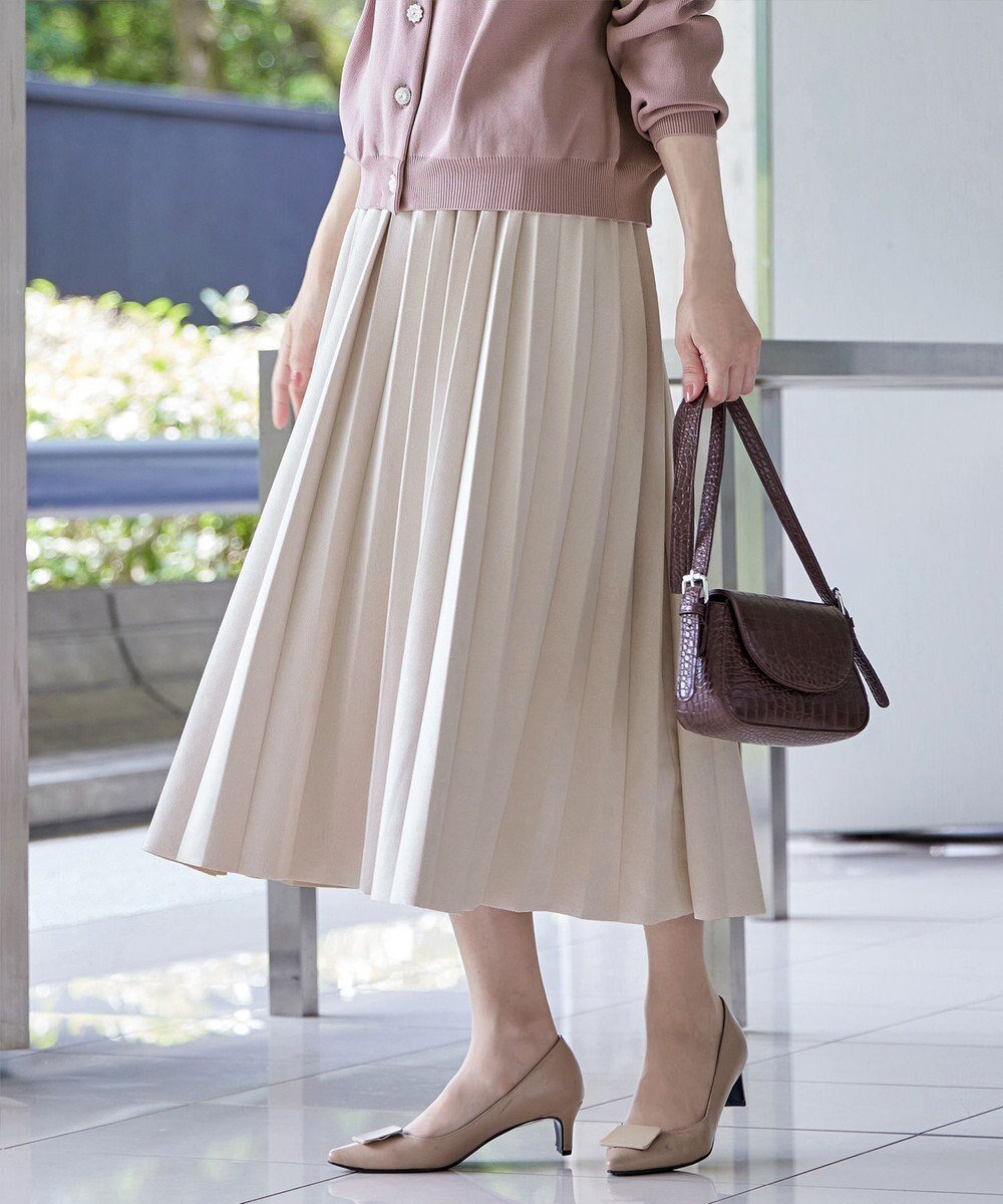 【ティアクラッセ/Tiaclasse】の【新色追加】スエードポンチプリーツスカート インテリア・キッズ・メンズ・レディースファッション・服の通販 founy(ファニー) 　ファッション　Fashion　レディースファッション　Fashion for Women　スカート　Skirts　プリーツスカート / 上品フェミニンスタイル　Pleated Skirts　アクセサリー　Fashion Accessories　ウォッシャブル　Machine Washable　洗える　Machine Washable　秋　Autumn　シューズ　Shoes, Footwear　シンプル　Simple, Minimal　フレア　Flare, Flared　プリーツ　Pleats, Pleated　ポケット　Pocket, Pocket Detail　マキシ　Maxi, Full Length　無地　Plain, Solid Color　ロング　Long, Long-Length　楽ちん　Easy Fit, Comfortable　冬　Winter / This Winter　A/W・秋冬　Autumn/Winter　再入荷　Restock / Back in Stock　新作・新入荷　New Arrivals / New In　アイボリー|ID: prp329100004656385 ipo3291000000034221038