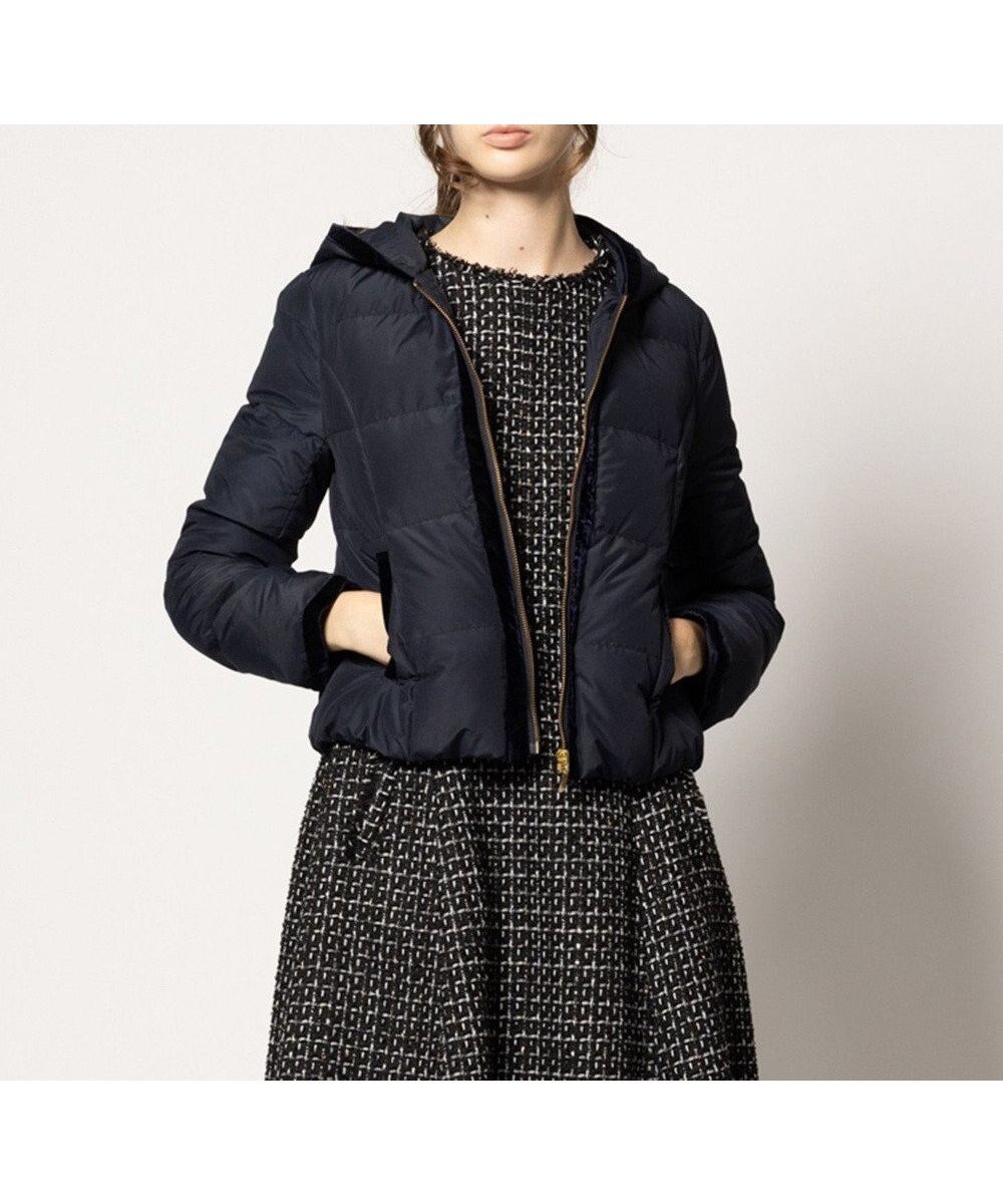 【トッカ/TOCCA】の【WEB限定カラーあり・洗える】COSMIC BLANKET ショートダウンコート インテリア・キッズ・メンズ・レディースファッション・服の通販 founy(ファニー) 　ファッション　Fashion　レディースファッション　Fashion for Women　アウター　Coat / Outerwear Collection　コート・ロングコート・ピーコート　Long Coats, Peacoats & More　レディースジャケット・軽アウター　Jackets　ダウンジャケット・軽量ダウン　Warm & Lightweight Down Jackets　ジャケット　Jacket, Outerwear　ダウン　Down, Puffer　ブランケット　Blanket, Throw Blanket　洗える　Machine Washable　A/W・秋冬　Autumn/Winter　ネイビー系|ID: prp329100004656398 ipo3291000000033680538