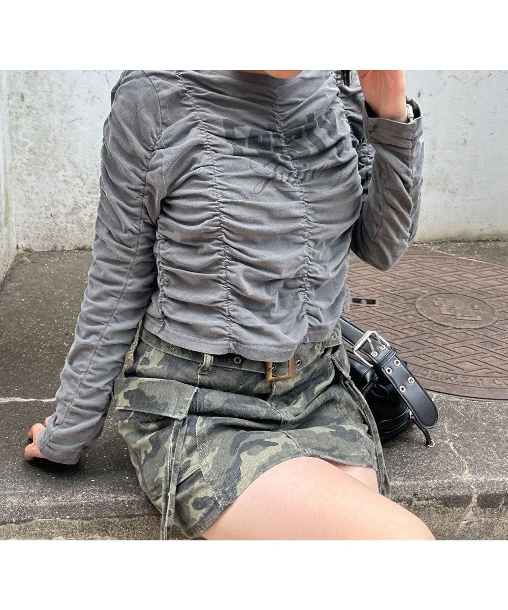 【ウィゴー/WEGO】のヴィンテージライクシャーリングトップス インテリア・キッズ・メンズ・レディースファッション・服の通販 founy(ファニー) 　ファッション　Fashion　レディースファッション　Fashion for Women　トップス・カットソー　Cut & Sew Tops　シャツ・ブラウス・オフィスカジュアル　Elegant Blouses & Button-Ups　ロングTシャツ・Tシャツ　Longline T-Shirts & Tees　カットソー・ベーシックTシャツ　Cut-and-Sewn Tops / Stretch Tees & Basics　インナー　Innerwear　カットソー　Cut and Sewn Top　カーゴパンツ　Cargo Pants, Utility Pants　サロペ　Salopette, Salopette Dress　シャーリング　Shirring, Ruched　ショート　Short, Short Length　シンプル　Simple, Minimal　スマホ　Smartphone, Mobile Device　デニム　Denim, Jeans Material　ハイライズ　High Rise, High Waist　フロント　Front, Front Design　人気　Popular, Best Seller　A/W・秋冬　Autumn/Winter　スミクロ|ID: prp329100004656410 ipo3291000000033680659