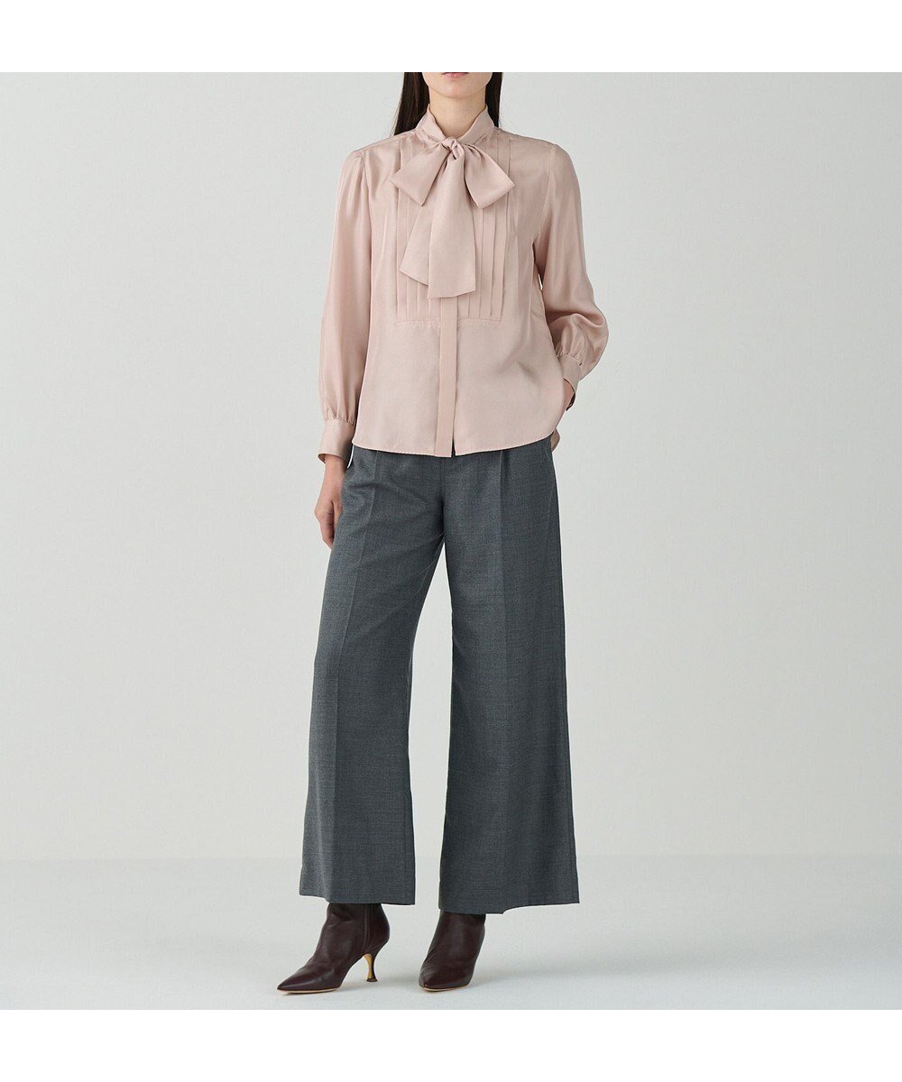【グレース コンチネンタル/GRACE CONTINENTAL】のシルクツイルボウブラウス 人気、トレンドファッション・服の通販 founy(ファニー) 　ファッション　Fashion　レディースファッション　Fashion for Women　トップス・カットソー　Cut & Sew Tops　シャツ・ブラウス・オフィスカジュアル　Elegant Blouses & Button-Ups　クラシカル　Classical, Vintage-Inspired　スマート　Smart, Elegant　フロント　Front, Front Design　エレガント 上品　Elegant　夏　Summer　S/S・春夏　SS, Spring/Summer, Warm Season　A/W・秋冬　Autumn/Winter　 other-1|ID: prp329100004656446 ipo3291000000033680935