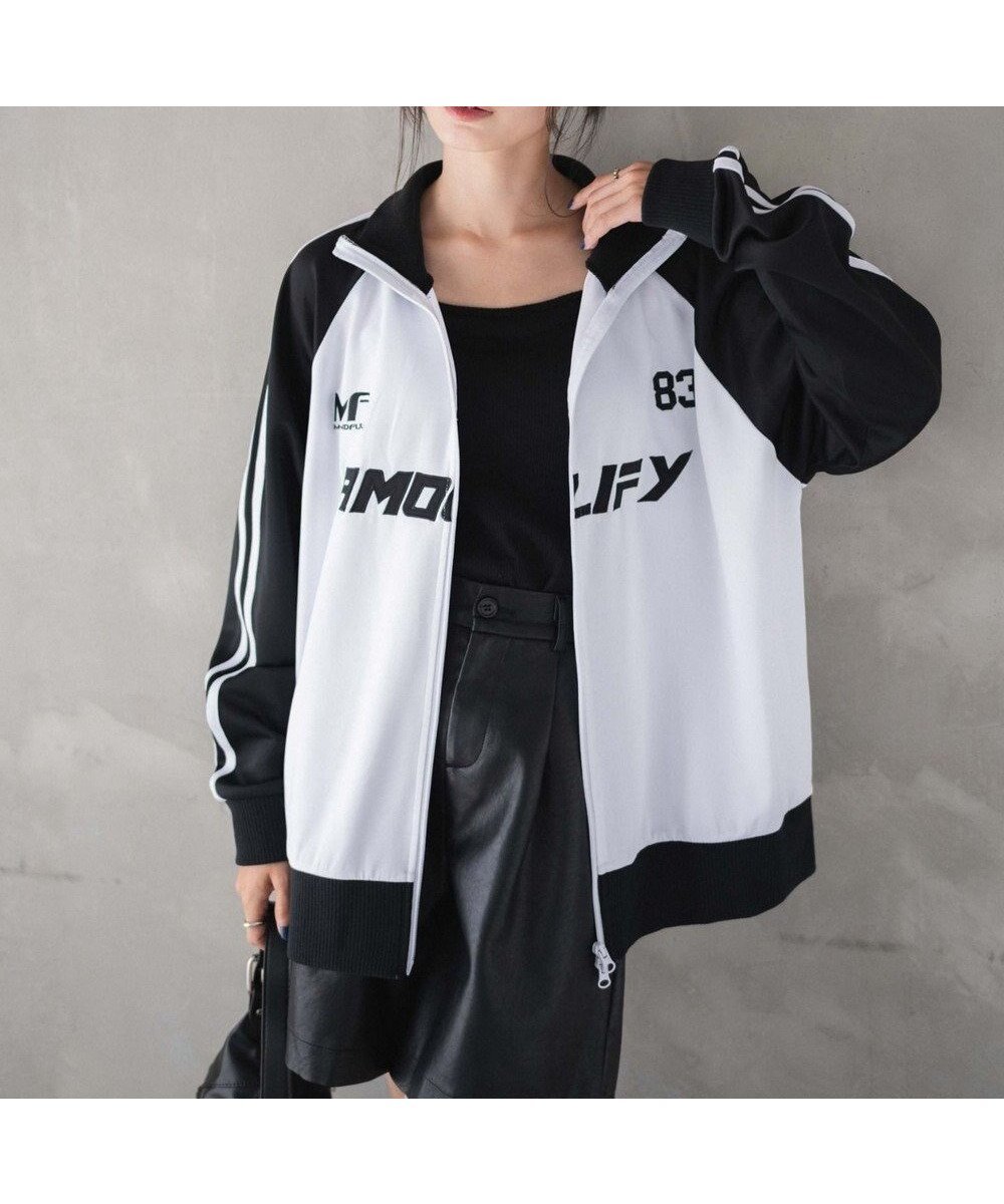 【ウィゴー/WEGO】のゲームグラフィックビッグトラックジャケット インテリア・キッズ・メンズ・レディースファッション・服の通販 founy(ファニー) 　ファッション　Fashion　レディースファッション　Fashion for Women　アウター　Coat / Outerwear Collection　レディースジャケット・軽アウター　Jackets　ブルゾンジャケット・スポーティアウター　Blouson Jackets　秋　Autumn　カーゴパンツ　Cargo Pants, Utility Pants　ガーリー　Girly, Feminine Style　ジャケット　Jacket, Outerwear　スポーツ　Sports, Activewear　スポーティ　Sporty, Casual Athletic　スマホ　Smartphone, Mobile Device　トレンド　Trend, Trending Now　人気　Popular, Best Seller　ハーフ　Half, Half-Length　ビッグ　Big, Oversized　ブルゾン　Blouson, Bomber Jacket　プリント　Print, Printed Pattern　羽織　Haori, Light Jacket　ミックス　Mix, Mixed Style　レース　Lace, Lace Fabric　A/W・秋冬　Autumn/Winter　おすすめ　Recommended / Our Picks　ブラック|ID: prp329100004656528 ipo3291000000033681860
