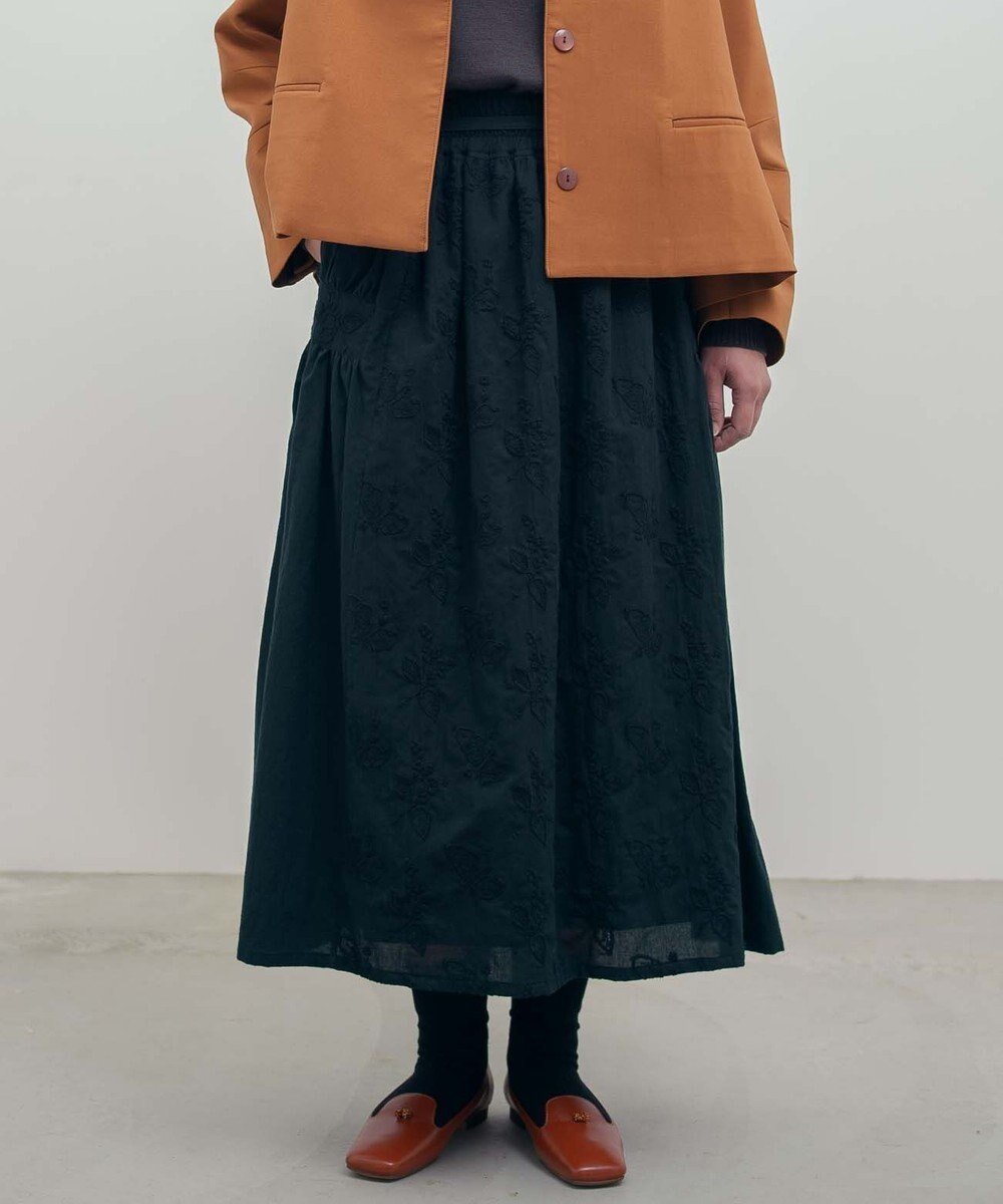 【ムーク/muuc】の〈コットン100%〉〈綿ローン生地〉〈ふんわり柔らかな肌触り〉梅小花刺繍 ギャザースカート 人気、トレンドファッション・服の通販 founy(ファニー) 　ファッション　Fashion　レディースファッション　Fashion for Women　スカート　Skirts　キャンバス　Canvas, Canvas Fabric　ギャザー　Gathered, Ruffled　セットアップ　Set-Up, Coordinated Outfit　手編み　Hand-Knitted, Handmade Knit　パターン　Pattern, Design Print　再入荷　Restock / Back in Stock　 other-1|ID: prp329100004656531 ipo3291000000033681899