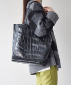 【インター ショシュール/INTER-CHAUSSURES】の【ANDREA CARDONE ITALI】ファスナー付き型押しレザートートバッグ ブラック型押|ID: prp329100004656562 ipo3291000000033832852