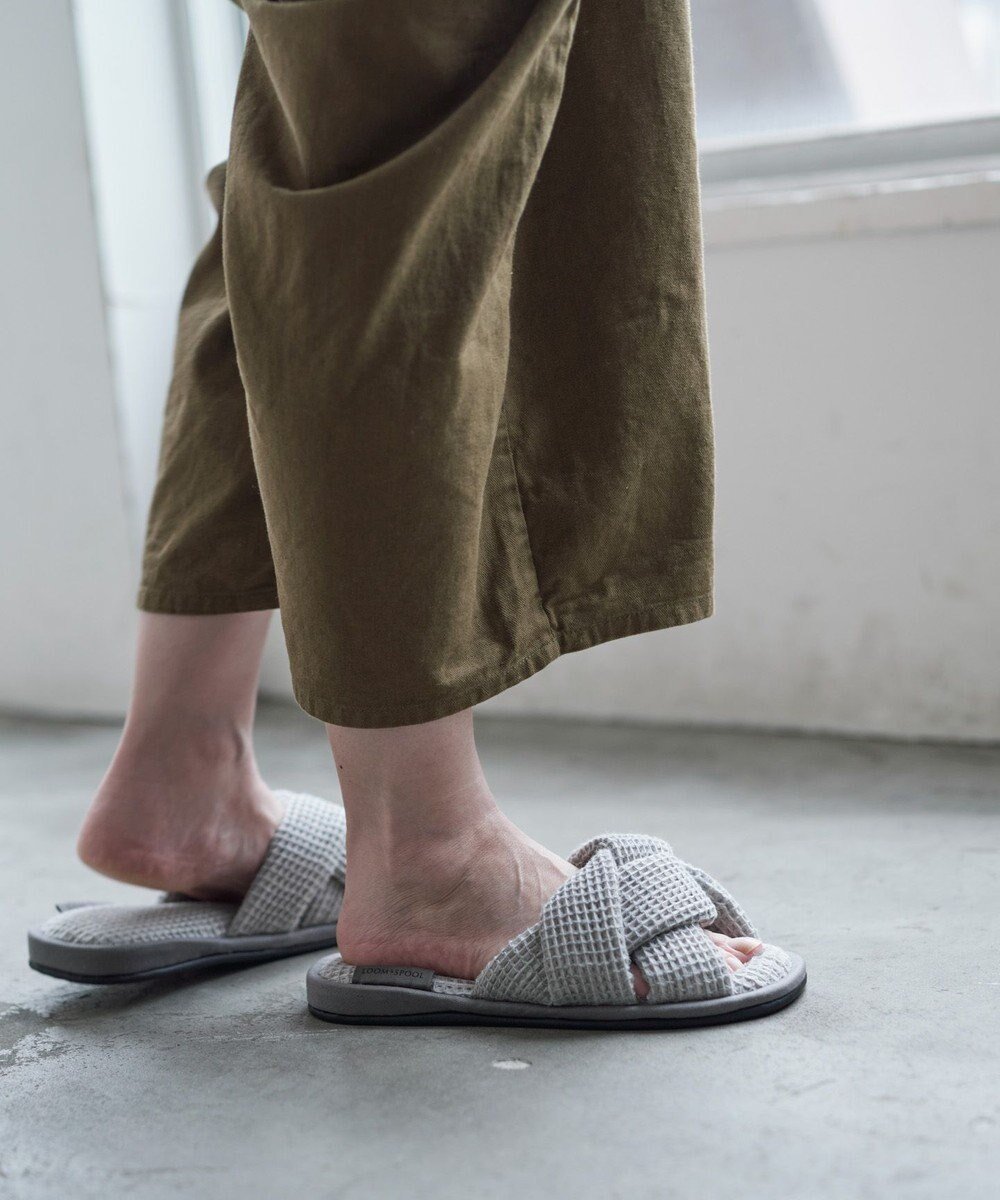 【ルームアンドスプール/LOOM&SPOOL】のワッフルスリッパ 人気、トレンドファッション・服の通販 founy(ファニー) ファッション Fashion レディースファッション Fashion for Women クッション Cushion, Throw Pillow シューズ Shoes, Footwear スリッパ Slippers, Room Shoes ワッフル Waffle, Waffle Knit other-1|ID: prp329100004656579 ipo3291000000033682264