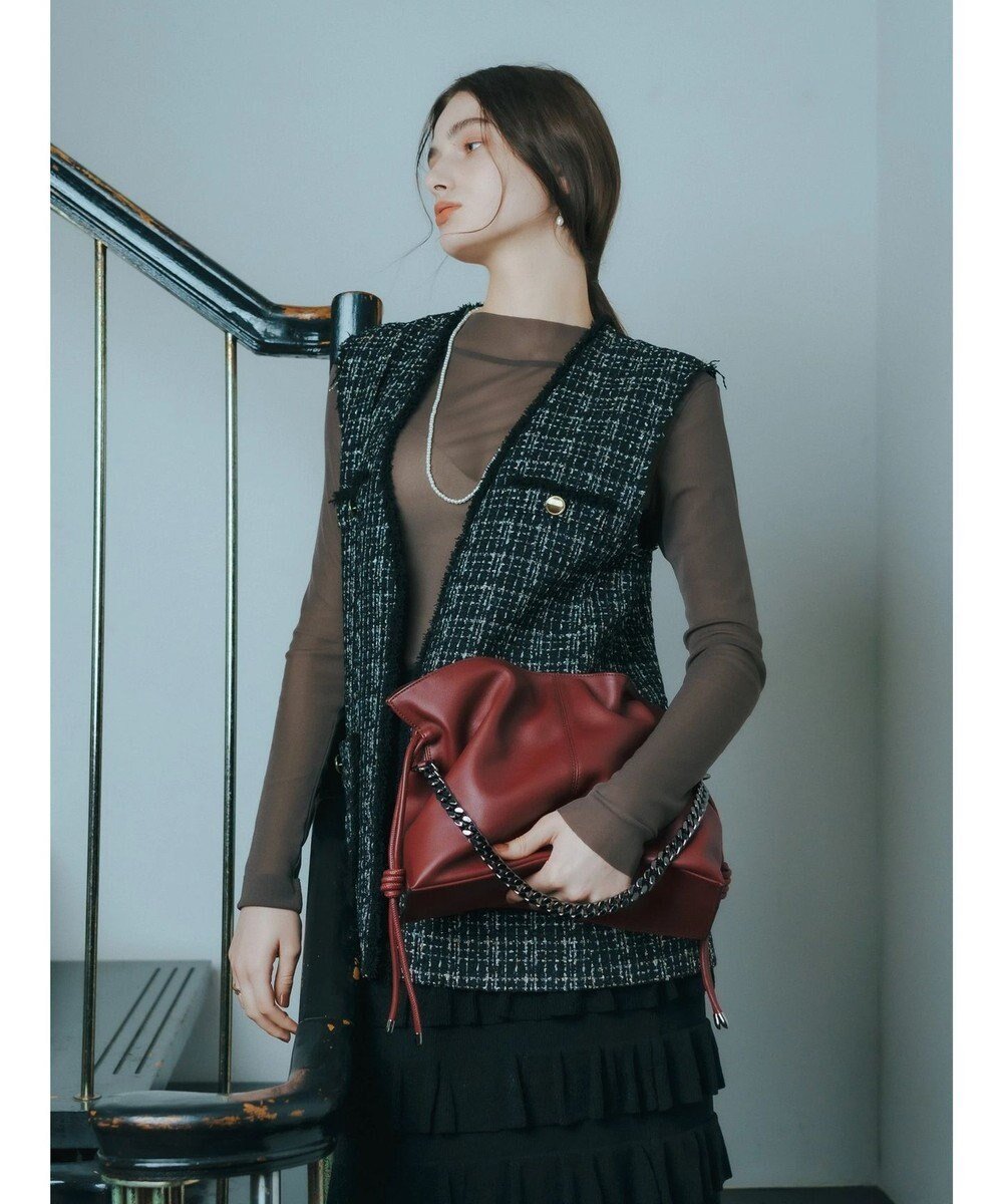 【イェッカ ヴェッカ/YECCA VECCA】の【CLASSY.掲載】2wayチェーンギャザーバッグ インテリア・キッズ・メンズ・レディースファッション・服の通販 founy(ファニー) 　雑誌掲載アイテム　Magazine Picks & Fashion Features　ファッション雑誌　Fashion Magazines　クラッシィ　CLASSY.　ファッション　Fashion　レディースファッション　Fashion for Women　バッグ　Bags　おすすめ　Recommended / Our Picks　ギャザー　Gathered, Ruffled　クール　Cool, Chic　ショルダー　Shoulder, Shoulder Strap　チェーン　Chain, Chain Strap　雑誌　Magazine, Fashion Magazine　Bordeaux|ID: prp329100004656598 ipo3291000000033682531