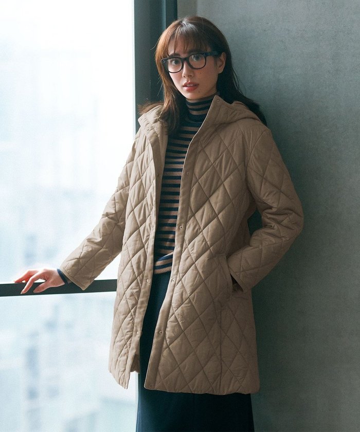 【ジェイ プレス/J.PRESS】の【WEB限定カラーあり・洗える】コンパクトタフタキルティング フーデッド コート インテリア・キッズ・メンズ・レディースファッション・服の通販 founy(ファニー) https://founy.com/ ファッション Fashion レディースファッション Fashion for Women アウター Coat / Outerwear Collection コート・ロングコート・ピーコート Long Coats, Peacoats & More レディースジャケット・軽アウター Jackets 洗える Machine Washable キルティング Quilted, Quilting ジャケット Jacket, Outerwear タフタ Taffeta, Structured Fabric デニム Denim, Jeans Material トレンド Trend, Trending Now ドット Polka Dot, Dot Pattern 定番 Standard, Basic Item リラックス Relax, Relaxed Fit ワイド Wide, Wide Fit A/W・秋冬 Autumn/Winter おすすめ Recommended / Our Picks |ID: prp329100004656631 ipo3291000000033682788