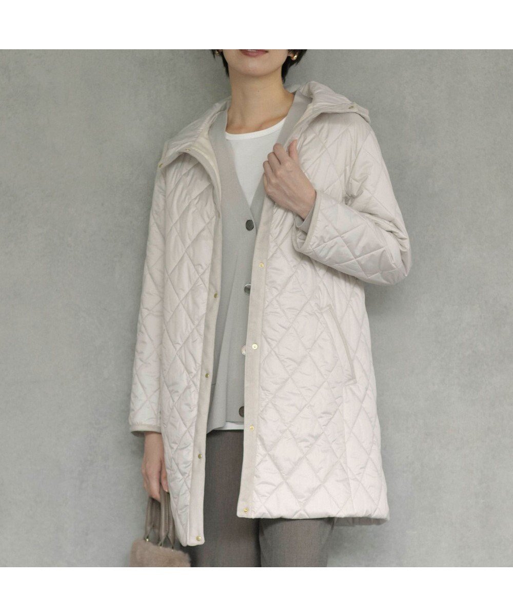 【ジェイ プレス/J.PRESS】の【WEB限定カラーあり・洗える】コンパクトタフタキルティング フーデッド コート インテリア・キッズ・メンズ・レディースファッション・服の通販 founy(ファニー) ファッション Fashion レディースファッション Fashion for Women アウター Coat / Outerwear Collection コート・ロングコート・ピーコート Long Coats, Peacoats & More レディースジャケット・軽アウター Jackets 洗える Machine Washable キルティング Quilted, Quilting ジャケット Jacket, Outerwear タフタ Taffeta, Structured Fabric デニム Denim, Jeans Material トレンド Trend, Trending Now ドット Polka Dot, Dot Pattern 定番 Standard, Basic Item リラックス Relax, Relaxed Fit ワイド Wide, Wide Fit A/W・秋冬 Autumn/Winter おすすめ Recommended / Our Picks アイボリー系|ID: prp329100004656631 ipo3291000000034178185