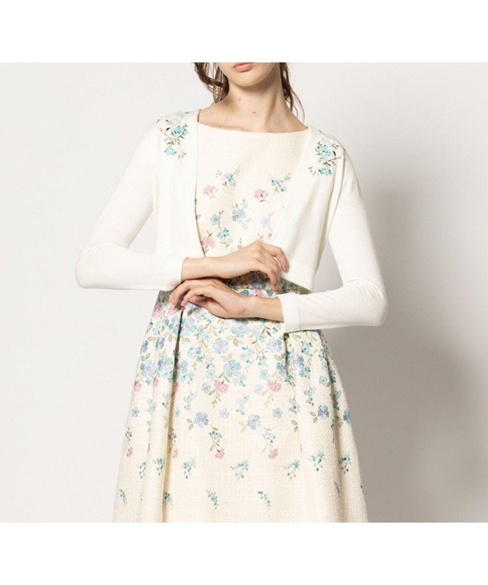 【トッカ/TOCCA】の【キャンセル分販売!洗える】MOSS ROSE WORLD ボレロ インテリア・キッズ・メンズ・レディースファッション・服の通販 founy(ファニー) https://founy.com/ ファッション Fashion レディースファッション Fashion for Women アウター Coat / Outerwear Collection ボレロ・ショート丈ジャケット / ドレス羽織りに Boleros & Short Jackets ボレロ Bolero, Short Cardigan ローズ Rose, Rose Motif 洗える Machine Washable A/W・秋冬 Autumn/Winter |ID: prp329100004656690 ipo3291000000033683373