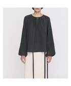 【ジョゼフ/JOSEPH】のクレープ ド ソワ リラックスフィットブラウス 人気、トレンドファッション・服の通販 founy(ファニー) ファッション Fashion レディースファッション Fashion for Women トップス・カットソー Cut & Sew Tops シャツ・ブラウス・オフィスカジュアル Elegant Blouses & Button-Ups クラシック Classic, Timeless Style シルク Silk, 100% Silk ドレープ Drape, Draping Fabric フィット Fit, Slim Fit リラックス Relax, Relaxed Fit 定番 Standard, Basic Item A/W・秋冬 Autumn/Winter 軽量 Lightweight, Ultra Light thumbnail Slate|ID: prp329100004656736 ipo3291000000033683793