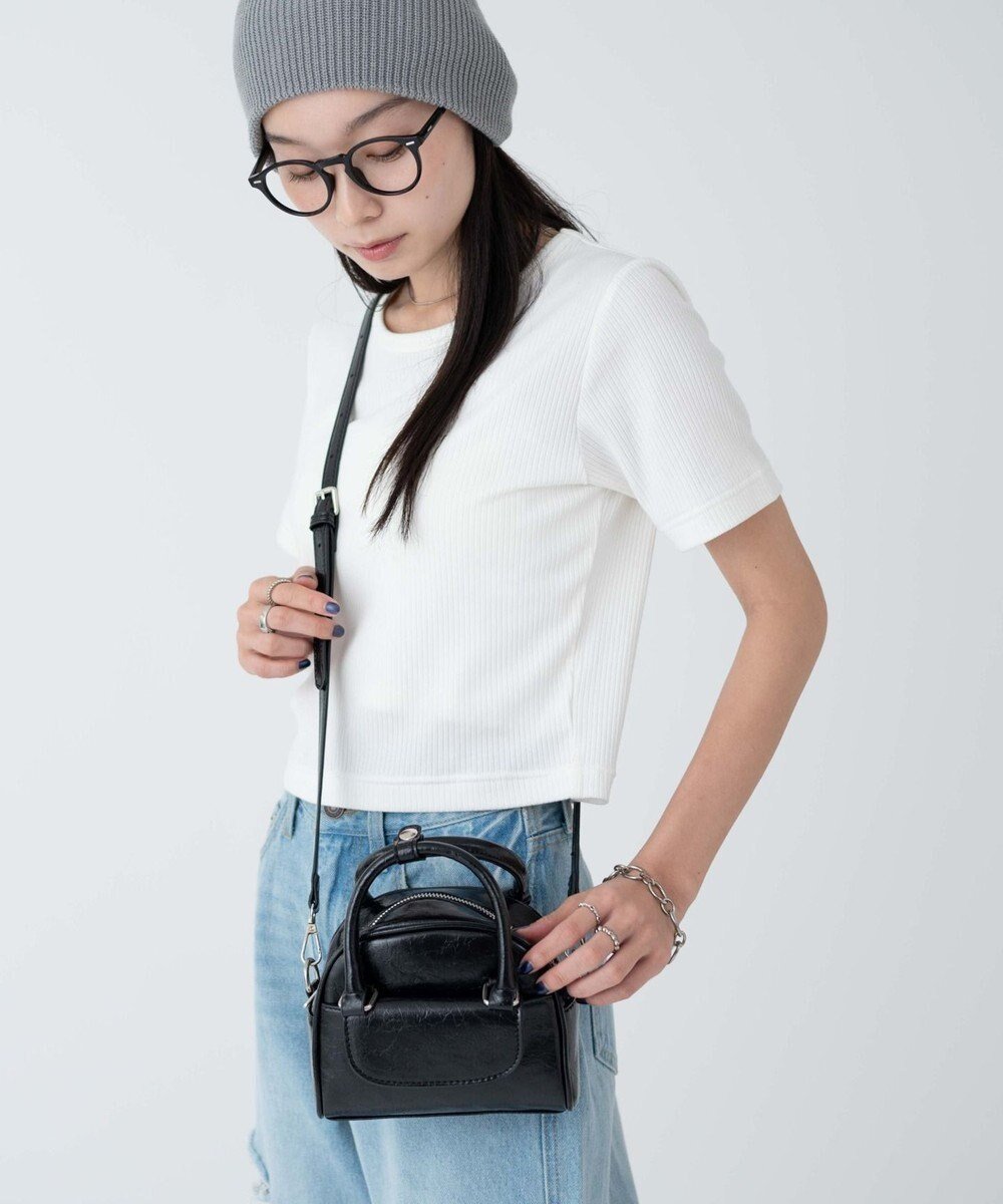 【ウィゴー/WEGO】のミニボストンショルダー インテリア・キッズ・メンズ・レディースファッション・服の通販 founy(ファニー) 　ファッション　Fashion　レディースファッション　Fashion for Women　ショルダー　Shoulder, Shoulder Strap　シルバー　Silver, Metallic Silver　シンプル　Simple, Minimal　スマホ　Smartphone, Mobile Device　フロント　Front, Front Design　ボストンバッグ　Boston Bag, Retro Bag　ポケット　Pocket, Pocket Detail　無地　Plain, Solid Color　おすすめ　Recommended / Our Picks　ブラック|ID: prp329100004656790 ipo3291000000033684646
