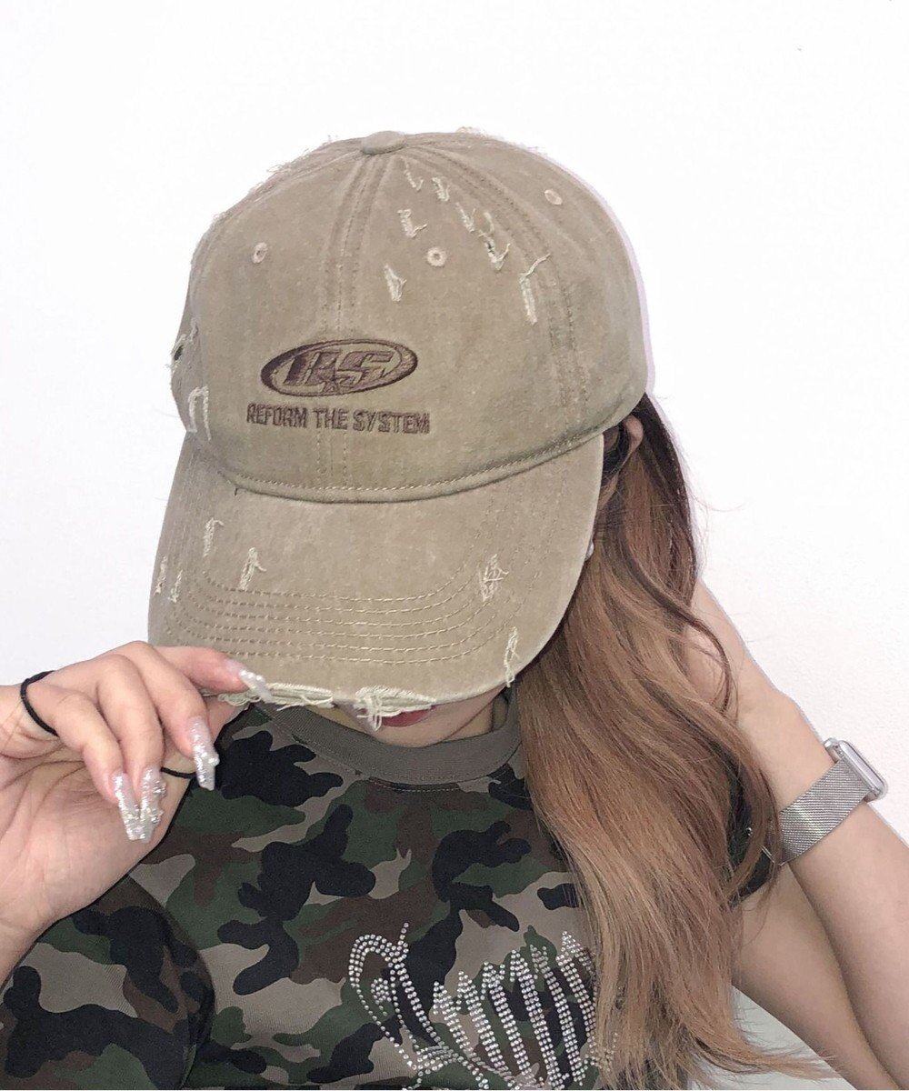 【ウィゴー/WEGO】のダメージロゴ刺繍キャップ インテリア・キッズ・メンズ・レディースファッション・服の通販 founy(ファニー) 　ファッション　Fashion　レディースファッション　Fashion for Women　キャップ&ハット　Hats & Caps　ウォッシュ　Washed Finish　キャップ　Cap, Baseball Cap　スマホ　Smartphone, Mobile Device　ダメージ　Distressed, Destroyed　トレンド　Trend, Trending Now　フロント　Front, Front Design　ヴィンテージ　Vintage Style　帽子　Hat, Headwear　ベージュ|ID: prp329100004656791 ipo3291000000034991476