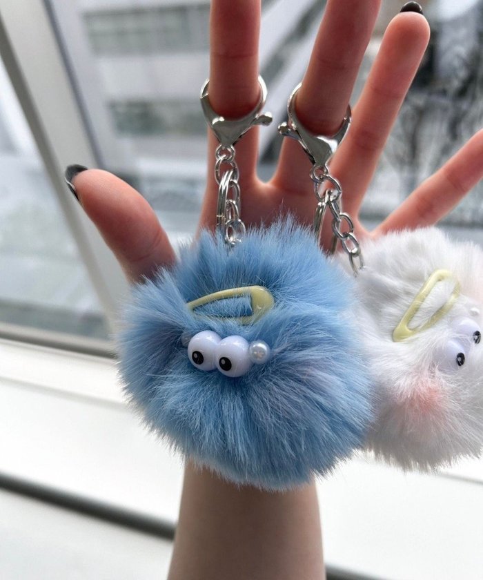 【ウィゴー/WEGO】のフワフワモンスターぬいキーホルダー インテリア・キッズ・メンズ・レディースファッション・服の通販 founy(ファニー) https://founy.com/ ファッション Fashion レディースファッション Fashion for Women ミニ財布・二つ折り財布 Wallets & Card Cases おすすめ Recommended / Our Picks キーホルダー Keychain, Key Holder スマホ Smartphone, Mobile Device 財布 Wallet, Purse |ID: prp329100004656954 ipo3291000000033686523