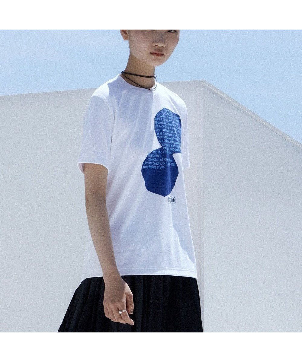【シトム/SITOM】の【UVケア/吸水速乾/シワになりにくい//抗ピリング】グラフィック ブルー Tシャツ インテリア・キッズ・メンズ・レディースファッション・服の通販 founy(ファニー) 　ファッション　Fashion　レディースファッション　Fashion for Women　トップス・カットソー　Cut & Sew Tops　シャツ・ブラウス・オフィスカジュアル　Elegant Blouses & Button-Ups　ロングTシャツ・Tシャツ　Longline T-Shirts & Tees　カットソー・ベーシックTシャツ　Cut-and-Sewn Tops / Stretch Tees & Basics　春　Spring　洗える　Machine Washable　カットソー　Cut and Sewn Top　グラフィック　Graphic, Graphic Design　吸水　Absorbent, Quick-Dry　パターン　Pattern, Design Print　ベーシック　Basic, Essential　S/S・春夏　SS, Spring/Summer, Warm Season　夏　Summer　卒業式　Graduation Ceremony　ビジネス 仕事 通勤　Business / Work / Commuting　ホワイト|ID: prp329100004657067 ipo3291000000033687576