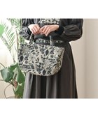 【アンドウール/AND WOOL】の筆記帳刺繍の半円バッグ 人気、トレンドファッション・服の通販 founy(ファニー) ファッション Fashion レディースファッション Fashion for Women バッグ Bags ポケット Pocket, Pocket Detail モチーフ Motif, Design Theme 再入荷 Restock / Back in Stock thumbnail グレー|ID: prp329100004657306 ipo3291000000033689607