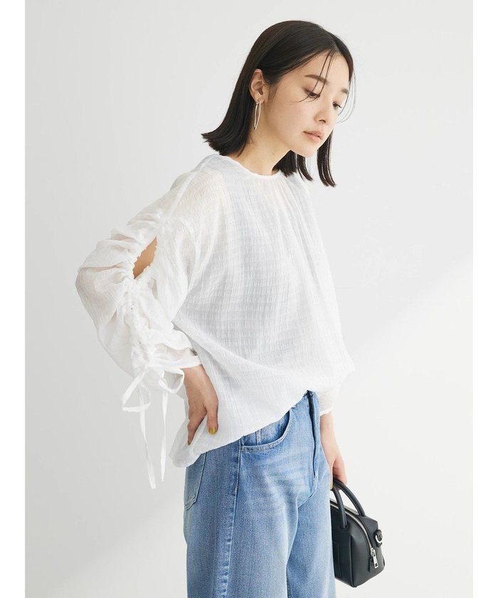 【グリーンパークス/Green Parks】の・ELENCARE DUE バックリボンブラウス インテリア・キッズ・メンズ・レディースファッション・服の通販 founy(ファニー) https://founy.com/ ファッション Fashion レディースファッション Fashion for Women トップス・カットソー Cut & Sew Tops シャツ・ブラウス・オフィスカジュアル Elegant Blouses & Button-Ups シアー Sheer, See-Through ポケット Pocket, Pocket Detail リボン Ribbon, Bow リラックス Relax, Relaxed Fit 夏 Summer 春 Spring S/S・春夏 SS, Spring/Summer, Warm Season |ID: prp329100004657588 ipo3291000000033708875