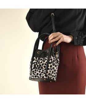 【ラ バガジェリー/LA BAGAGERIE】のカウヘアー2WAYバケットバッグ 人気、トレンドファッション・服の通販 founy(ファニー) ファッション Fashion レディースファッション Fashion for Women バッグ Bags トレンド Trend, Trending Now 人気 Popular, Best Seller ポケット Pocket, Pocket Detail レオパード Leopard, Animal Print |ID:prp329100004657614