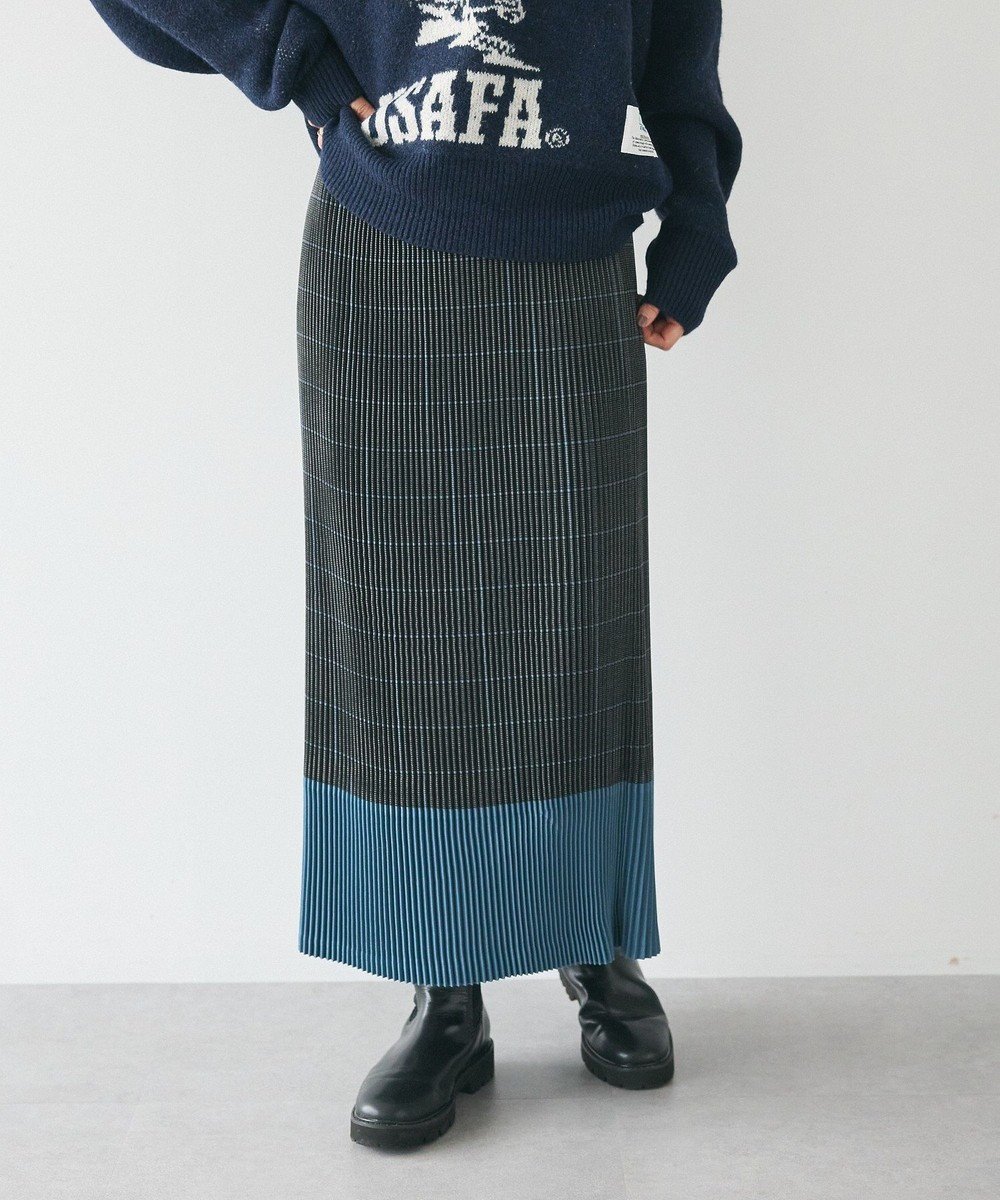 【クラフトスタンダードブティック/CRAFT STANDARD BOUTIQUE】の配色チェックプリーツスカート インテリア・キッズ・メンズ・レディースファッション・服の通販 founy(ファニー) 　ファッション　Fashion　レディースファッション　Fashion for Women　スカート　Skirts　プリーツスカート / 上品フェミニンスタイル　Pleated Skirts　エレガント 上品　Elegant　コンビ　Combo, Combination Style　スマート　Smart, Elegant　チェック　Check, Plaid, Tartan　プリーツ　Pleats, Pleated　ポケット　Pocket, Pocket Detail　無地　Plain, Solid Color　A/W・秋冬　Autumn/Winter　おすすめ　Recommended / Our Picks　2024年　2024　2024-2025秋冬・A/W　Autumn/Winter 2024–25 AW24–25　Gray|ID: prp329100004658157 ipo3291000000033713883