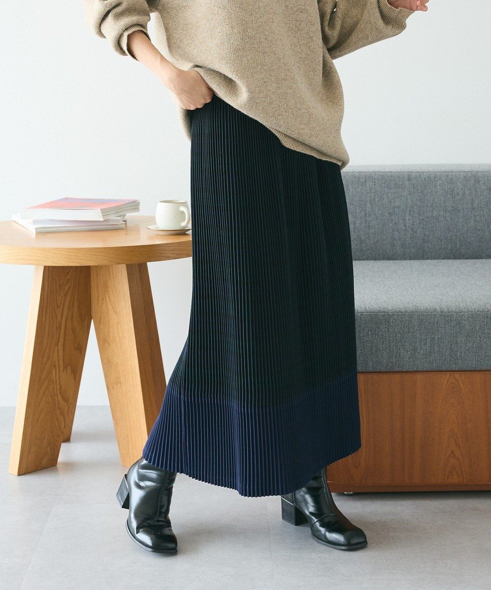 【クラフトスタンダードブティック/CRAFT STANDARD BOUTIQUE】の配色チェックプリーツスカート インテリア・キッズ・メンズ・レディースファッション・服の通販 founy(ファニー) 　ファッション　Fashion　レディースファッション　Fashion for Women　スカート　Skirts　プリーツスカート / 上品フェミニンスタイル　Pleated Skirts　エレガント 上品　Elegant　コンビ　Combo, Combination Style　スマート　Smart, Elegant　チェック　Check, Plaid, Tartan　プリーツ　Pleats, Pleated　ポケット　Pocket, Pocket Detail　無地　Plain, Solid Color　A/W・秋冬　Autumn/Winter　おすすめ　Recommended / Our Picks　2024年　2024　2024-2025秋冬・A/W　Autumn/Winter 2024–25 AW24–25　Black watch green|ID: prp329100004658157 ipo3291000000033713887