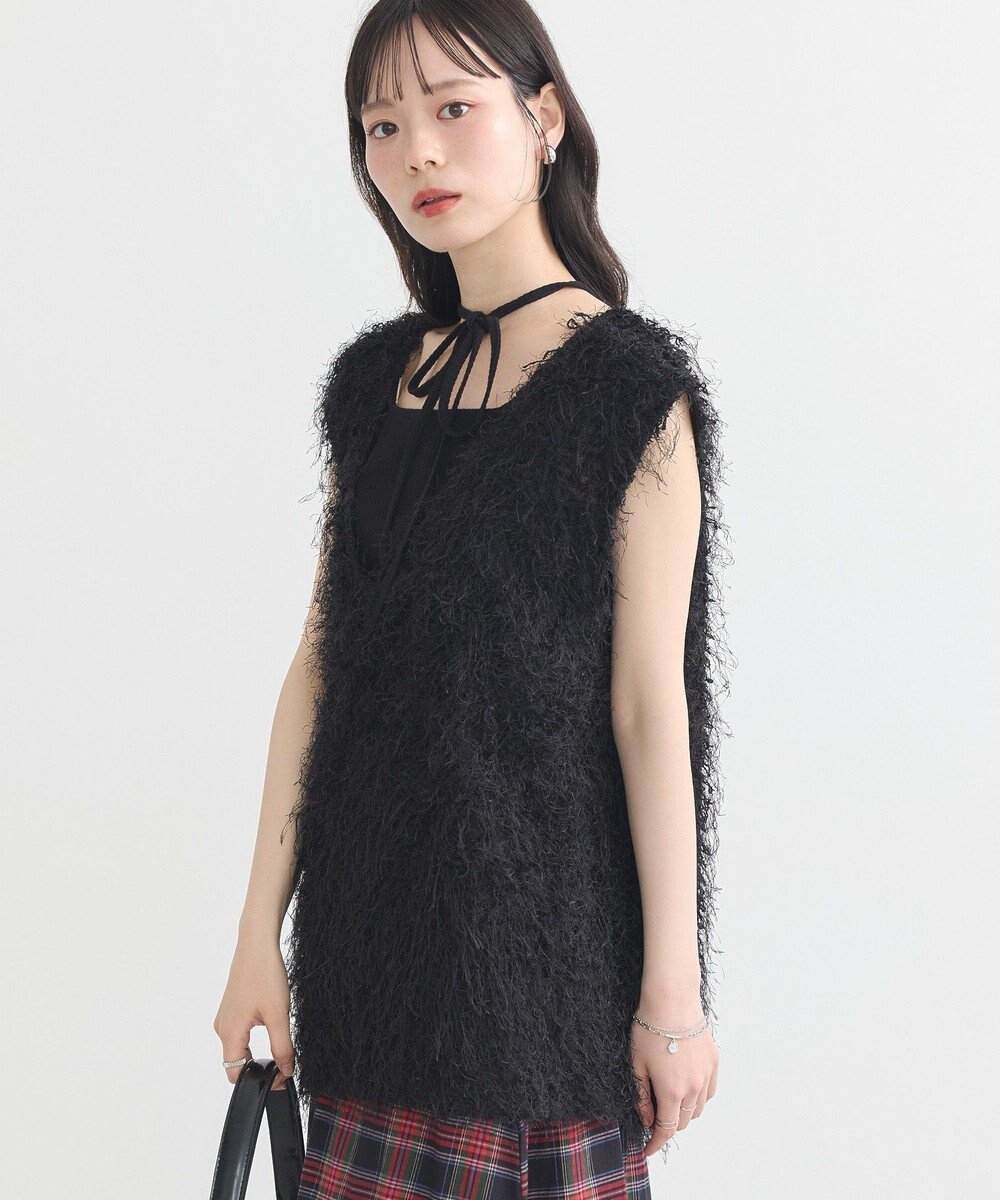 【アースミュージックアンドエコロジー/earth music&ecology】のふさふさベスト インテリア・キッズ・メンズ・レディースファッション・服の通販 founy(ファニー) 　ファッション　Fashion　レディースファッション　Fashion for Women　アウター　Coat / Outerwear Collection　トップス・カットソー　Cut & Sew Tops　ベスト&ジレ / 重ね着スタイル　Vests & Gilets　おすすめ　Recommended / Our Picks　ベスト　Vest, Waistcoat　ポケット　Pocket, Pocket Detail　A/W・秋冬　Autumn/Winter　Black|ID: prp329100004658989 ipo3291000000033719423