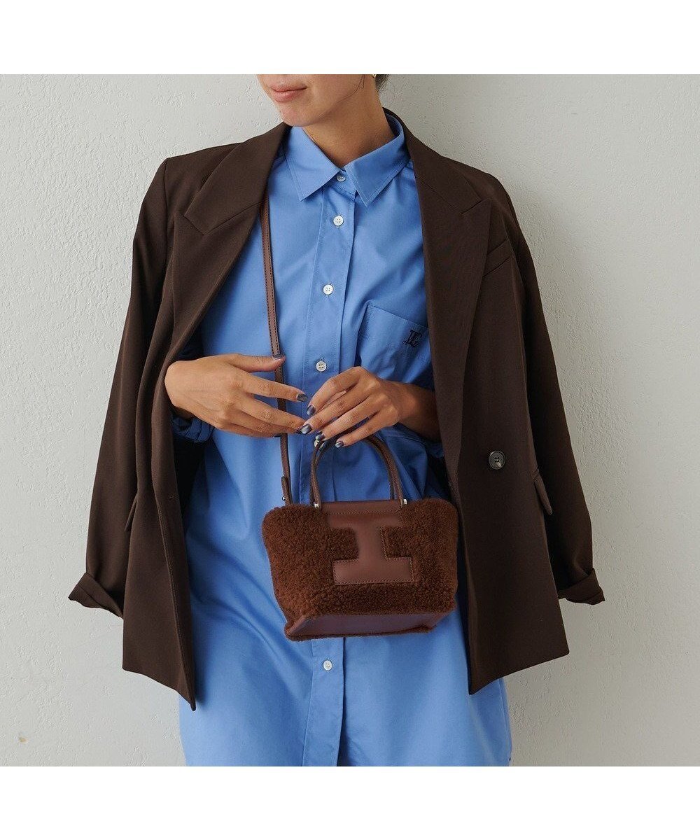 【イアクッチ/IACUCCI】のソルベット XS MONTONE/RUGA インテリア・キッズ・メンズ・レディースファッション・服の通販 founy(ファニー) 　ファッション　Fashion　レディースファッション　Fashion for Women　バッグ　Bags　アクセサリー　Fashion Accessories　コレクション　Collection, Seasonal Line　コンパクト　Compact, Small Size　チャーム　Charm, Pendant　人気　Popular, Best Seller　ポーチ　Pouch, Small Case　ムートン　Shearling, Mouton　冬　Winter / This Winter　A/W・秋冬　Autumn/Winter　おすすめ　Recommended / Our Picks　旅行　Travel　エレガント 上品　Elegant　2025年　2025　2025-2026秋冬・A/W　Autumn/Winter 2025–26 AW25–26　ブラウン|ID: prp329100004658998 ipo3291000000033719488