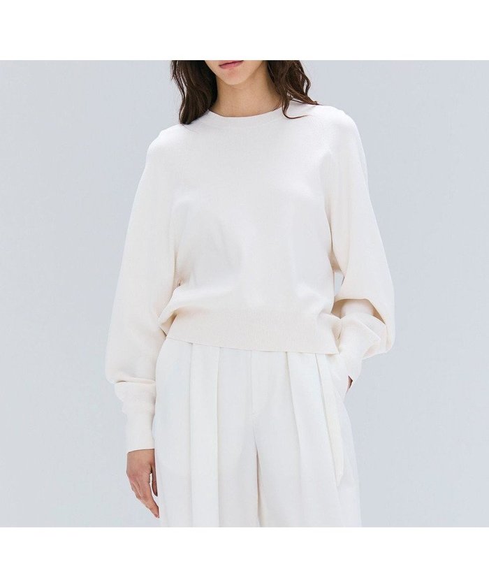 【ベイジ,/BEIGE,】の【洗える】LAURA / ドライタッチバックジップニット インテリア・キッズ・メンズ・レディースファッション・服の通販 founy(ファニー) https://founy.com/ ファッション Fashion レディースファッション Fashion for Women トップス・カットソー Cut & Sew Tops ニット Knit Tops & Sweaters ウォッシャブル Machine Washable 洗える Machine Washable シンプル Simple, Minimal ストレッチ Stretch, Stretchy Fabric セーター Sweater, Knitwear 定番 Standard, Basic Item フォルム Silhouette, Form フレア Flare, Flared ワイド Wide, Wide Fit A/W・秋冬 Autumn/Winter S/S・春夏 SS, Spring/Summer, Warm Season 夏 Summer エレガント 上品 Elegant |ID: prp329100004659009 ipo3291000000033719548
