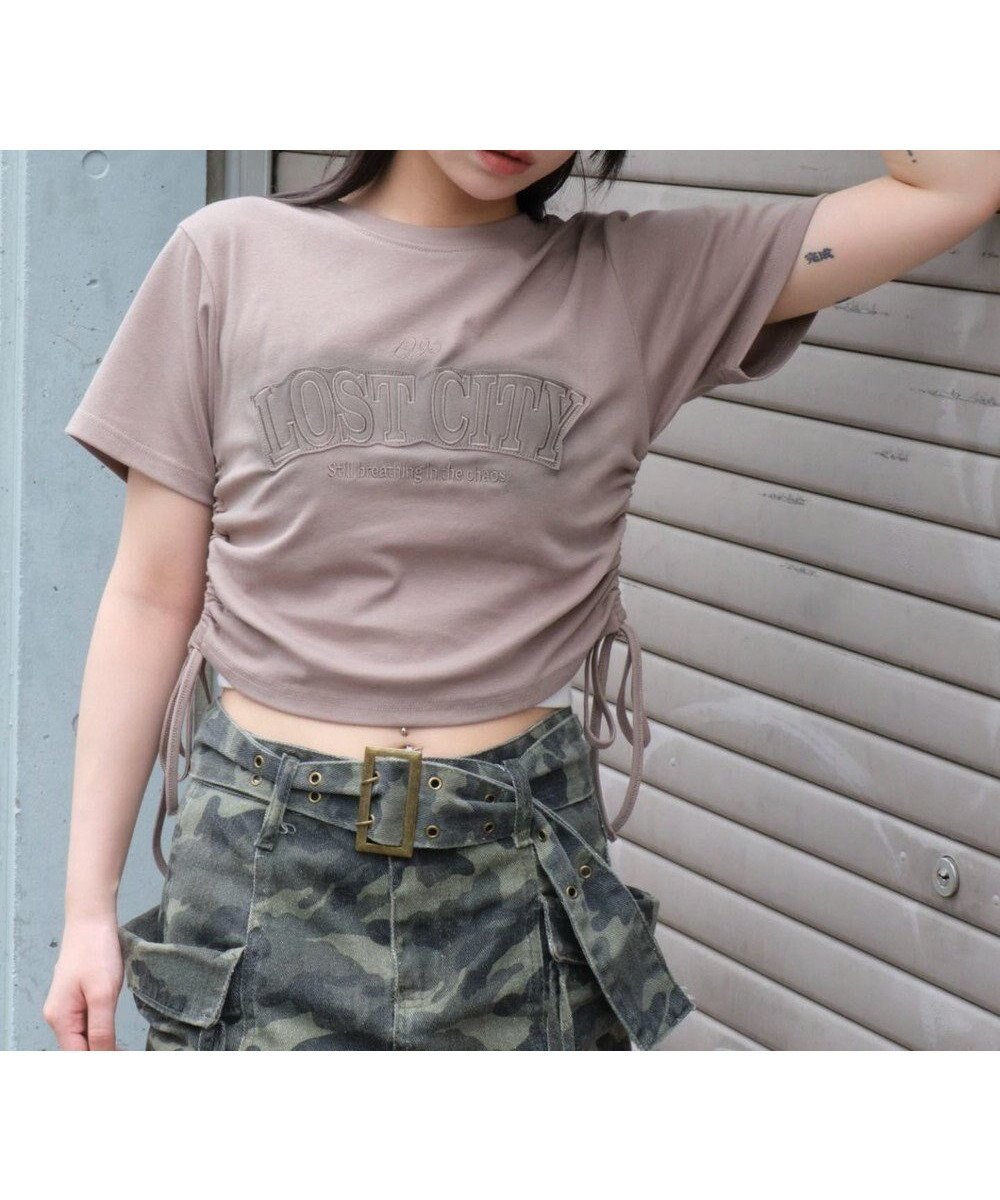 【ウィゴー/WEGO】のスプレーロゴドロストちびT インテリア・キッズ・メンズ・レディースファッション・服の通販 founy(ファニー) 　ファッション　Fashion　レディースファッション　Fashion for Women　トップス・カットソー　Cut & Sew Tops　シャツ・ブラウス・オフィスカジュアル　Elegant Blouses & Button-Ups　ロングTシャツ・Tシャツ　Longline T-Shirts & Tees　カットソー・ベーシックTシャツ　Cut-and-Sewn Tops / Stretch Tees & Basics　春　Spring　カットソー　Cut and Sewn Top　カーゴパンツ　Cargo Pants, Utility Pants　ショート　Short, Short Length　スマホ　Smartphone, Mobile Device　トレンド　Trend, Trending Now　フリル　Frill, Ruffle　ボトム　Bottoms, Lower Wear　半袖　Short Sleeve, Half Sleeve　レース　Lace, Lace Fabric　S/S・春夏　SS, Spring/Summer, Warm Season　夏　Summer　グレー|ID: prp329100004659044 ipo3291000000033719768
