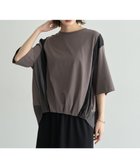 【イェッカ ヴェッカ/YECCA VECCA】の素材MIXカットプルオーバー 人気、トレンドファッション・服の通販 founy(ファニー) ファッション Fashion レディースファッション Fashion for Women トップス・カットソー Cut & Sew Tops シャツ・ブラウス・オフィスカジュアル Elegant Blouses & Button-Ups ロングTシャツ・Tシャツ Longline T-Shirts & Tees カジュアルプルオーバー・ニットトップス Pullovers & Knit Tops / Casual Pullovers カットソー・ベーシックTシャツ Cut-and-Sewn Tops / Stretch Tees & Basics おすすめ Recommended / Our Picks カットソー Cut and Sewn Top ギャザー Gathered, Ruffled スタイリッシュ Stylish, Fashionable ポケット Pocket, Pocket Detail ヴィンテージ Vintage Style A/W・秋冬 Autumn/Winter thumbnail Gray|ID: prp329100004659082 ipo3291000000034060486