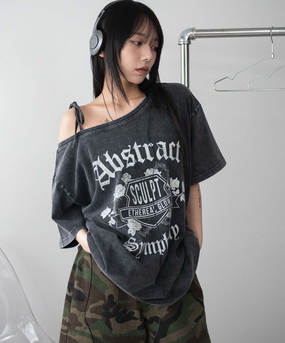 【ウィゴー/WEGO】の2WAYグラフィックワンショルBIGT インテリア・キッズ・メンズ・レディースファッション・服の通販 founy(ファニー) 　ファッション　Fashion　レディースファッション　Fashion for Women　トップス・カットソー　Cut & Sew Tops　シャツ・ブラウス・オフィスカジュアル　Elegant Blouses & Button-Ups　ロングTシャツ・Tシャツ　Longline T-Shirts & Tees　カットソー・ベーシックTシャツ　Cut-and-Sewn Tops / Stretch Tees & Basics　インナー　Innerwear　ウォッシュ　Washed Finish　春　Spring　カットソー　Cut and Sewn Top　スマホ　Smartphone, Mobile Device　デニム　Denim, Jeans Material　トレンド　Trend, Trending Now　半袖　Short Sleeve, Half Sleeve　リボン　Ribbon, Bow　レース　Lace, Lace Fabric　ワンショル　One Shoulder, Asymmetrical　S/S・春夏　SS, Spring/Summer, Warm Season　おすすめ　Recommended / Our Picks　夏　Summer　柄1|ID: prp329100004659152 ipo3291000000033720356