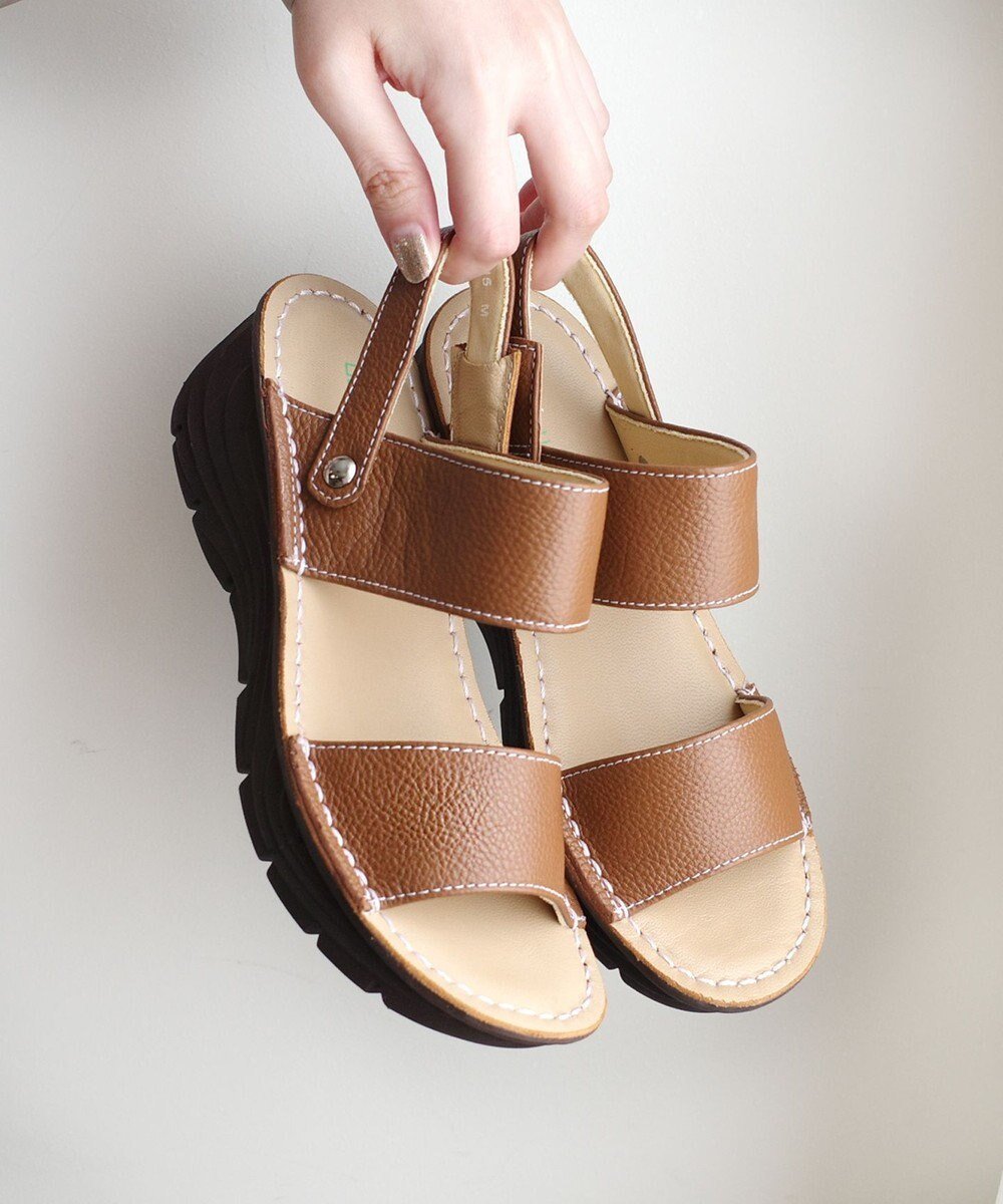 【ポインター/Pointer】の本革 超軽量2WAY ツーバンドサンダル インテリア・キッズ・メンズ・レディースファッション・服の通販 founy(ファニー) 　ファッション　Fashion　レディースファッション　Fashion for Women　インソール　Shoe Insole　春　Spring　クッション　Cushion, Throw Pillow　軽量　Lightweight, Ultra Light　サンダル　Sandals, Summer Shoes　人気　Popular, Best Seller　ミュール　Mule, Backless Shoes　S/S・春夏　SS, Spring/Summer, Warm Season　夏　Summer　ライトブラウン|ID: prp329100004659412 ipo3291000000033721497