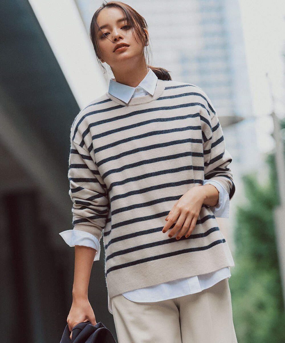 【23区/NIJYUSANKU】の【見上愛さん着用/VERY12月号掲載】ピュアカシミヤ クルーネック ニット 人気、トレンドファッション・服の通販 founy(ファニー) 雑誌掲載アイテム Magazine Picks & Fashion Features ファッション雑誌 Fashion Magazines ヴェリィ VERY ファッション Fashion レディースファッション Fashion for Women トップス・カットソー Cut & Sew Tops ニット Knit Tops & Sweaters イエロー Yellow オレンジ Orange 12月号 December Issue スリット Slit, Slit Detail セーター Sweater, Knitwear 雑誌 Magazine, Fashion Magazine パターン Pattern, Design Print フロント Front, Front Design ボーダー Border, Stripe 無地 Plain, Solid Color A/W・秋冬 Autumn/Winter 冬 Winter / This Winter エレガント 上品 Elegant 2025年 2025 2025-2026秋冬・A/W Autumn/Winter 2025–26 AW25–26 other-1|ID: prp329100004659557 ipo3291000000034329794