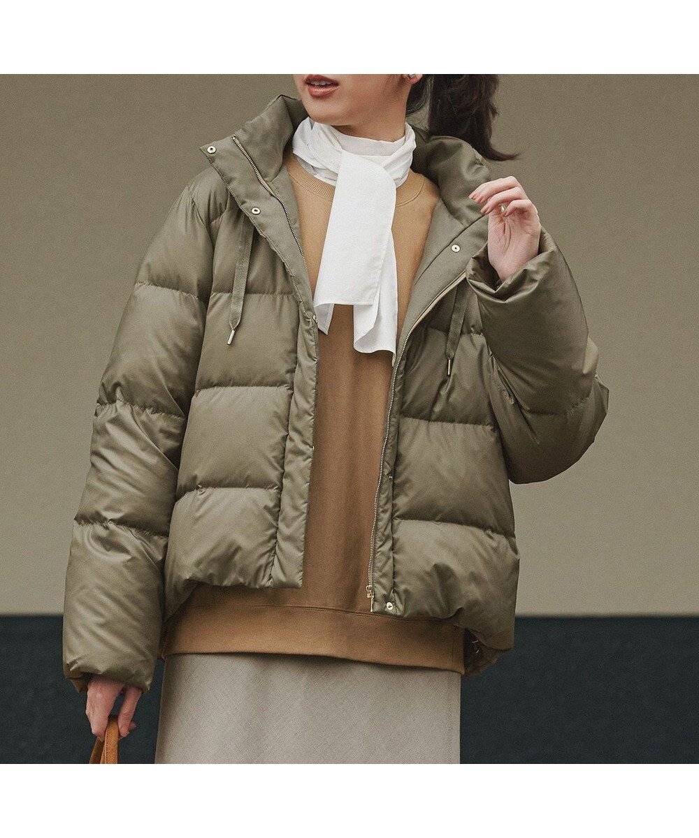 【23区/NIJYUSANKU】の【滝沢眞規子さん着用/VERY掲載】シレータフタ コンパクト ダウンコート インテリア・キッズ・メンズ・レディースファッション・服の通販 founy(ファニー) 雑誌掲載アイテム Magazine Picks & Fashion Features ファッション雑誌 Fashion Magazines ヴェリィ VERY ファッションモデル・俳優・女優 Models 女性 Women 滝沢眞規子 Takizawa Makiko ファッション Fashion レディースファッション Fashion for Women アウター Coat / Outerwear Collection コート・ロングコート・ピーコート Long Coats, Peacoats & More レディースジャケット・軽アウター Jackets ダウンジャケット・軽量ダウン Warm & Lightweight Down Jackets 洗える Machine Washable コンパクト Compact, Small Size 軽量 Lightweight, Ultra Light 12月号 December Issue ショート Short, Short Length ジャケット Jacket, Outerwear 雑誌 Magazine, Fashion Magazine タフタ Taffeta, Structured Fabric ダウン Down, Puffer ハイネック High Neck, Mock Neck バランス Balance, Style Balance フェザー Feather, Feather Detail フロント Front, Front Design A/W・秋冬 Autumn/Winter 冬 Winter / This Winter エレガント 上品 Elegant 2025年 2025 2025-2026秋冬・A/W Autumn/Winter 2025–26 AW25–26 カーキ系|ID: prp329100004659613 ipo3291000000035117427