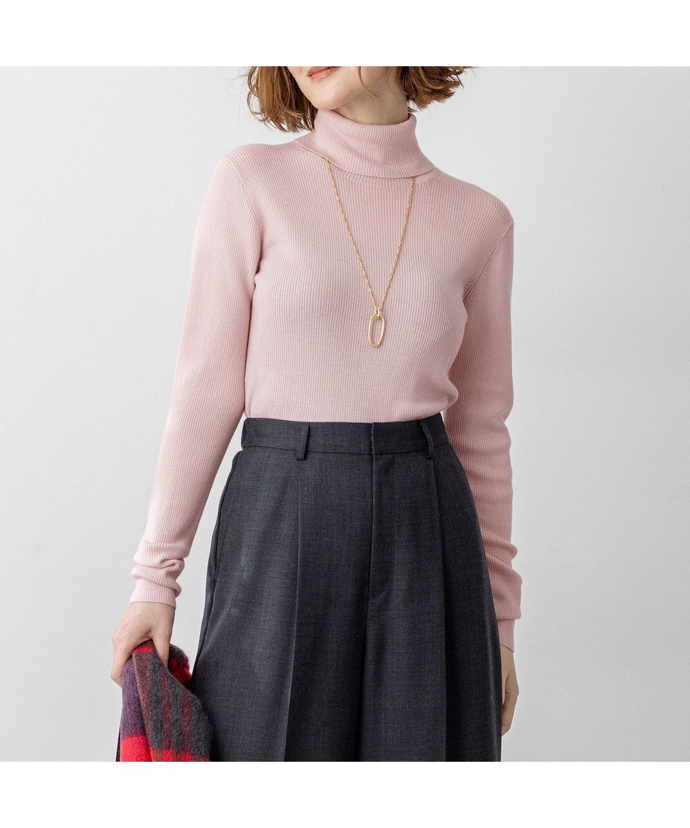 【23区/NIJYUSANKU】の【滝沢眞規子さん着用/WEB限定カラーあり】ウーステッドウール リブタートル ニット インテリア・キッズ・メンズ・レディースファッション・服の通販 founy(ファニー) 　ファッションモデル・俳優・女優　Models　女性　Women　滝沢眞規子　Takizawa Makiko　ファッション　Fashion　レディースファッション　Fashion for Women　トップス・カットソー　Cut & Sew Tops　ニット　Knit Tops & Sweaters　イタリア　Italy　インナー　Innerwear　シンプル　Simple, Minimal　スリット　Slit, Slit Detail　セーター　Sweater, Knitwear　タートルネック　Turtleneck, High Neck　A/W・秋冬　Autumn/Winter　冬　Winter / This Winter　おすすめ　Recommended / Our Picks　2025年　2025　2025-2026秋冬・A/W　Autumn/Winter 2025–26 AW25–26　[WEB限定]ピンク系|ID: prp329100004659617 ipo3291000000035518948