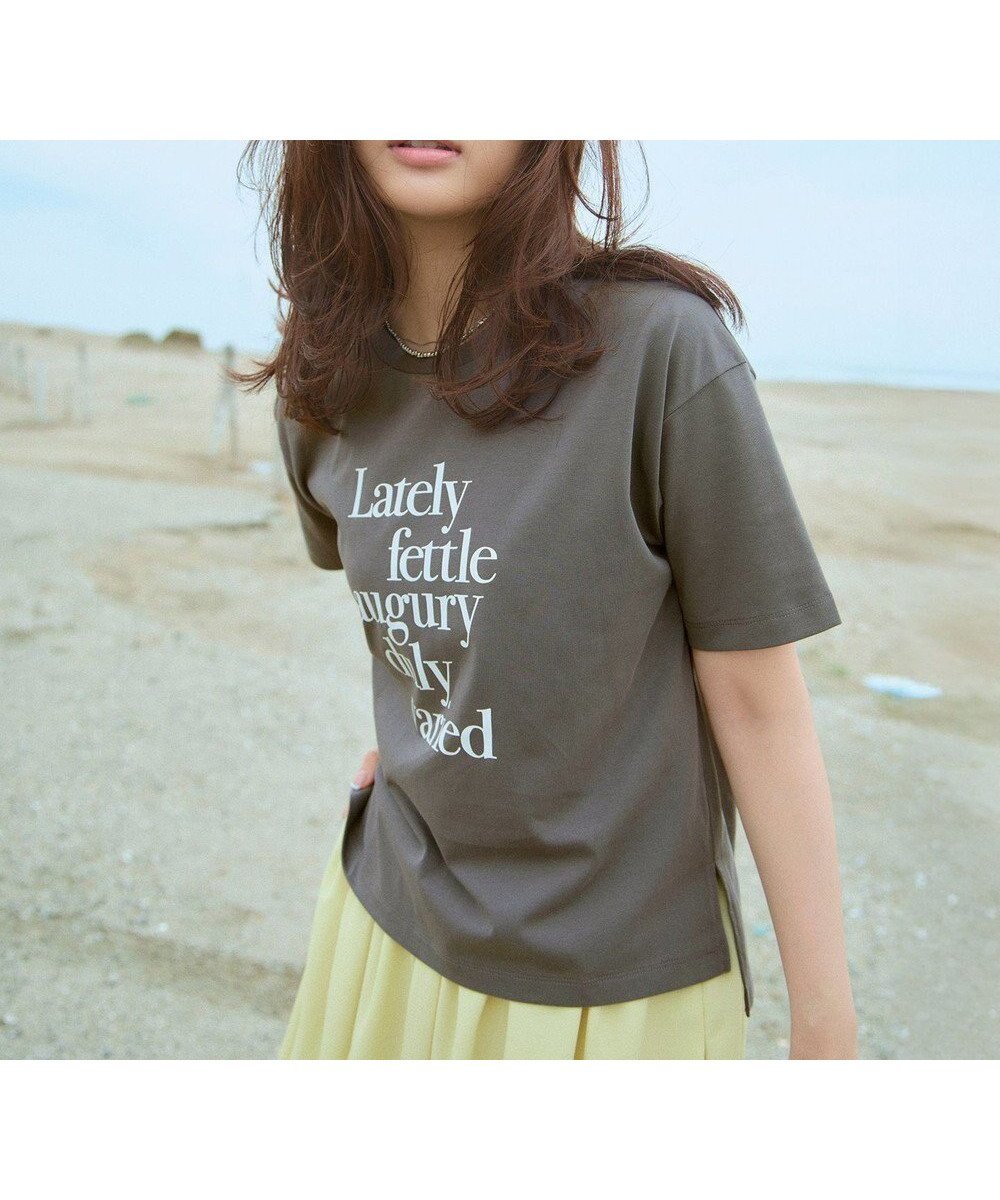 【エニー/ANY】の【洗濯機可/UVケア/接触冷感】半袖ロゴTシャツ インテリア・キッズ・メンズ・レディースファッション・服の通販 founy(ファニー) 　ファッション　Fashion　レディースファッション　Fashion for Women　トップス・カットソー　Cut & Sew Tops　シャツ・ブラウス・オフィスカジュアル　Elegant Blouses & Button-Ups　ロングTシャツ・Tシャツ　Longline T-Shirts & Tees　カットソー・ベーシックTシャツ　Cut-and-Sewn Tops / Stretch Tees & Basics　インナー　Innerwear　春　Spring　カットソー　Cut and Sewn Top　ジャケット　Jacket, Outerwear　フレア　Flare, Flared　プリント　Print, Printed Pattern　プリーツ　Pleats, Pleated　ベーシック　Basic, Essential　半袖　Short Sleeve, Half Sleeve　ロング　Long, Long-Length　S/S・春夏　SS, Spring/Summer, Warm Season　夏　Summer　チャコール[ロゴプリント]|ID: prp329100004659719 ipo3291000000033722778