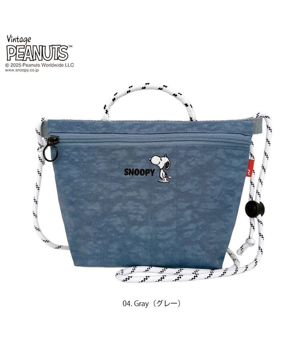 【ルートート/ROOTOTE】の8438【スヌーピー】IP.サコッシュ.ポリ.ピーナッツ-0F インテリア・キッズ・メンズ・レディースファッション・服の通販 founy(ファニー) 　ファッション　Fashion　レディースファッション　Fashion for Women　カメラ　Camera Accessories　クッション　Cushion, Throw Pillow　クール　Cool, Chic　軽量　Lightweight, Ultra Light　ショルダー　Shoulder, Shoulder Strap　シンプル　Simple, Minimal　財布　Wallet, Purse　ベーシック　Basic, Essential　ポケット　Pocket, Pocket Detail　メッシュ　Mesh, Net Fabric　ワッシャー　Washer, Crinkled Finish　ワンポイント　One Point, Statement Accent　04:グレー|ID: prp329100004660261 ipo3291000000033725788