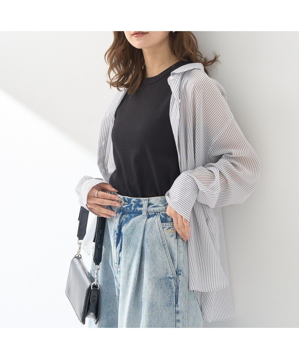 【アースミュージックアンドエコロジー/earth music&ecology】のシアーストライプシャツ インテリア・キッズ・メンズ・レディースファッション・服の通販 founy(ファニー) ファッション Fashion レディースファッション Fashion for Women トップス・カットソー Cut & Sew Tops シャツ・ブラウス・オフィスカジュアル Elegant Blouses & Button-Ups おすすめ Recommended / Our Picks シアー Sheer, See-Through ストライプ Stripe, Striped Pattern フォルム Silhouette, Form ヘムライン Hemline, Bottom Cut ポケット Pocket, Pocket Detail リラックス Relax, Relaxed Fit 夏 Summer 春 Spring S/S・春夏 SS, Spring/Summer, Warm Season Gray|ID: prp329100004660323 ipo3291000000033726021