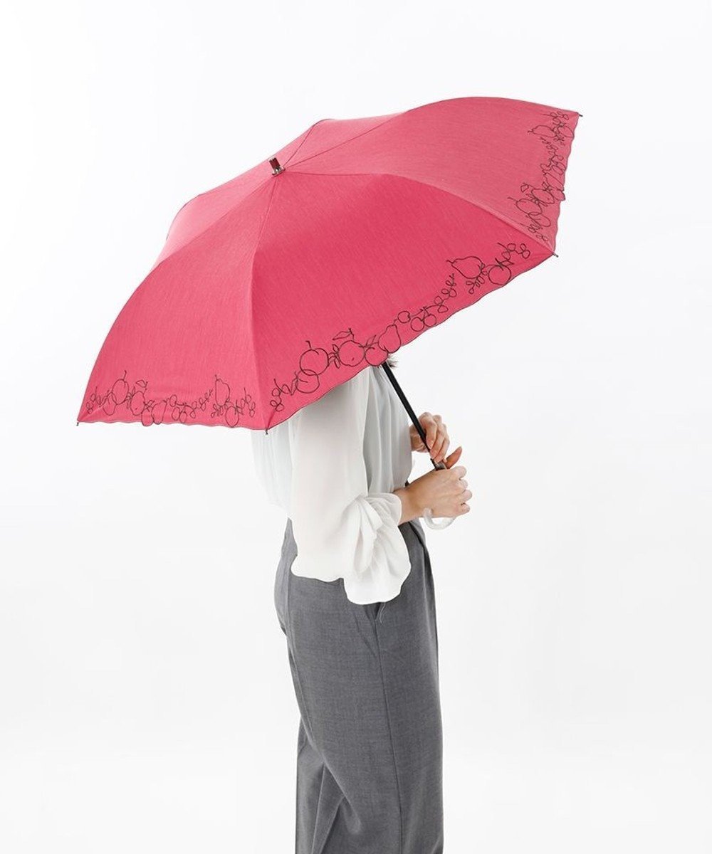 【アウロラ/AURORA】のJILL STUART(ジル スチュアート)マーカーペインティング刺しゅう晴雨兼用傘(折りたたみ傘) インテリア・キッズ・メンズ・レディースファッション・服の通販 founy(ファニー) 　ファッション　Fashion　レディースファッション　Fashion for Women　レイングッズ・傘・晴雨兼用傘　Umbrellas & Rain Gear　アンティーク　Antique-Inspired　エンブロイダリー　Embroidery Design　ガラス　Glass, Glassware　クール　Cool, Chic　コンパクト　Compact, Small Size　傘　Umbrella, Parasol　サマー　Summer, Summer Style　ジュエリー　Jewelry, Accessories　フラット　Flat, Flat Shoes　日傘　Parasol, UV Umbrella　旅行　Travel　ビジネス 仕事 通勤　Business / Work / Commuting　フューシャピンク|ID: prp329100004660387 ipo3291000000033726270