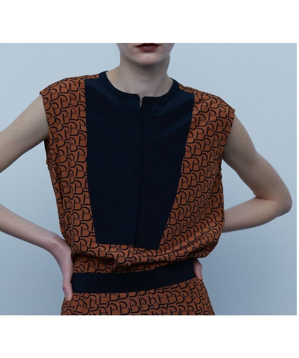 【ベイジ,/BEIGE,】のMONT THABOR / ロゴブラウス インテリア・キッズ・メンズ・レディースファッション・服の通販 founy(ファニー) 　ファッション　Fashion　レディースファッション　Fashion for Women　トップス・カットソー　Cut & Sew Tops　シャツ・ブラウス・オフィスカジュアル　Elegant Blouses & Button-Ups　アクセサリー　Fashion Accessories　インナー　Innerwear　カーディガン　Cardigan, Knitwear　シルク　Silk, 100% Silk　シンプル　Simple, Minimal　ジャケット　Jacket, Outerwear　セットアップ　Set-Up, Coordinated Outfit　ドレープ　Drape, Draping Fabric　ノースリーブ　Sleeveless, No-Sleeve　パターン　Pattern, Design Print　プリント　Print, Printed Pattern　モノトーン　Monotone, Black and White　エレガント 上品　Elegant　夏　Summer　春　Spring　S/S・春夏　SS, Spring/Summer, Warm Season　Tan×Navy|ID: prp329100004660690 ipo3291000000034304981