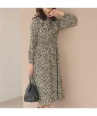 【フェルゥ/Feroux】の【洗える】フラワープリントラッフル ワンピース ブラック系2|ID: prp329100004660729 ipo3291000000034308880