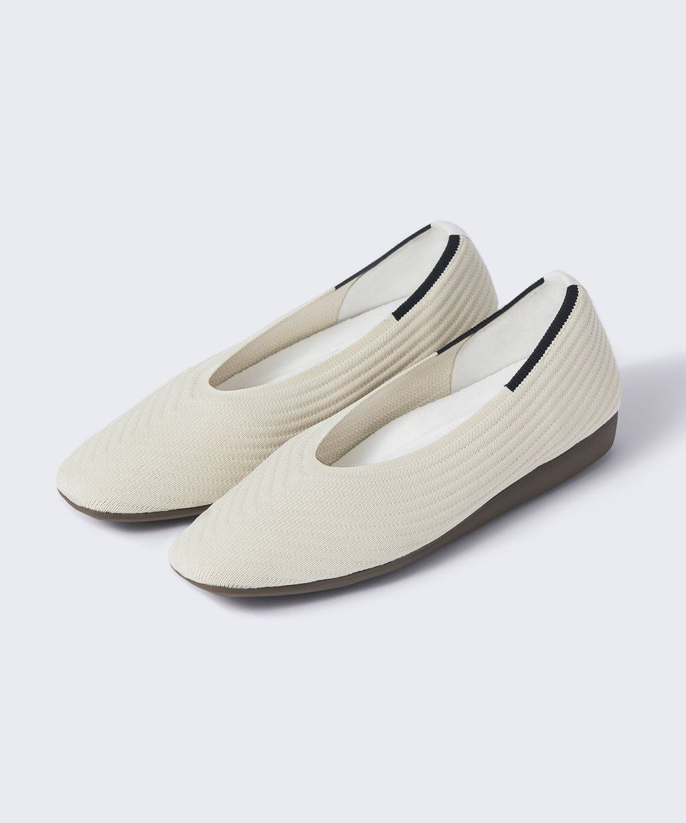 【ステッピ/steppi】の“撥水&洗えるニットシューズ” スクエア パンプス インテリア・キッズ・メンズ・レディースファッション・服の通販 founy(ファニー) ファッション Fashion レディースファッション Fashion for Women 洗える Machine Washable クッション Cushion, Throw Pillow 軽量 Lightweight, Ultra Light シューズ Shoes, Footwear スクエア Square, Square Shape センター Center, Center Line バランス Balance, Style Balance ランニング Running, Running Wear, Activewear, Jogging オフホワイト|ID: prp329100004660730 ipo3291000000034348085