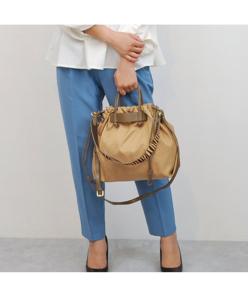 【アンビリオン/UNBILLION】のkakatoo ナイロンドローストリング3wayトートバッグ インテリア・キッズ・メンズ・レディースファッション・服の通販 founy(ファニー) 　ファッション　Fashion　レディースファッション　Fashion for Women　バッグ　Bags　おすすめ　Recommended / Our Picks　ギャザー　Gathered, Ruffled　ショルダー　Shoulder, Shoulder Strap　シンプル　Simple, Minimal　フェミニン　Feminine, Girly　ロング　Long, Long-Length　ビジネス 仕事 通勤　Business / Work / Commuting　ベーブラウン|ID: prp329100004660751 ipo3291000000034264937