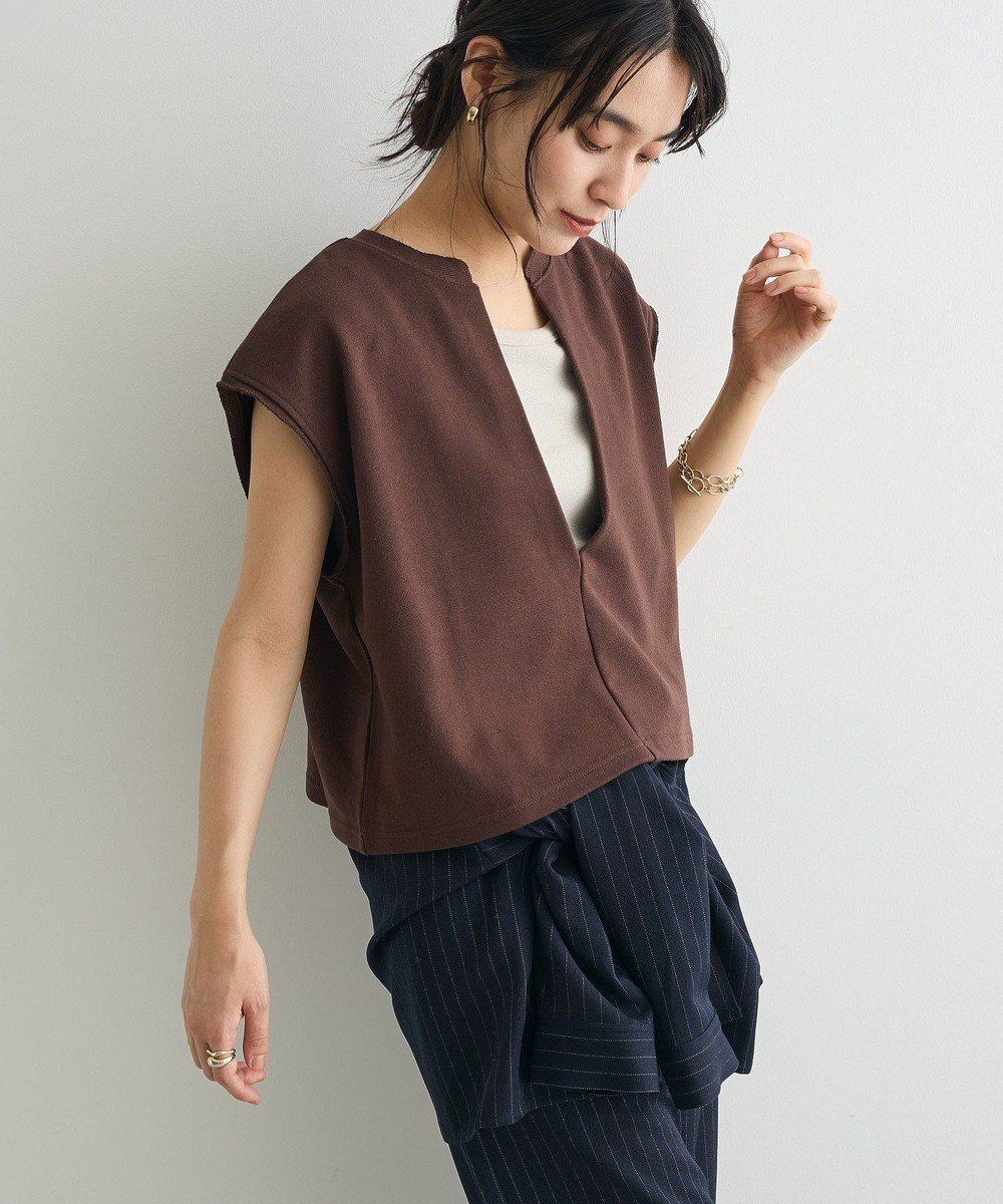 【クラフトスタンダードブティック/CRAFT STANDARD BOUTIQUE】の裏毛深Vベスト インテリア・キッズ・メンズ・レディースファッション・服の通販 founy(ファニー) ファッション Fashion レディースファッション Fashion for Women アウター Coat / Outerwear Collection トップス・カットソー Cut & Sew Tops ベスト&ジレ / 重ね着スタイル Vests & Gilets インナー Innerwear カットオフ Cut-Off Design カットソー Cut and Sewn Top ショート Short, Short Length トレンド Trend, Trending Now 長袖 Long Sleeve, Full Sleeve バランス Balance, Style Balance ベスト Vest, Waistcoat ポケット Pocket, Pocket Detail 半袖 Short Sleeve, Half Sleeve ロング Long, Long-Length ワイド Wide, Wide Fit A/W・秋冬 Autumn/Winter Brown|ID: prp329100004660786 ipo3291000000033728114