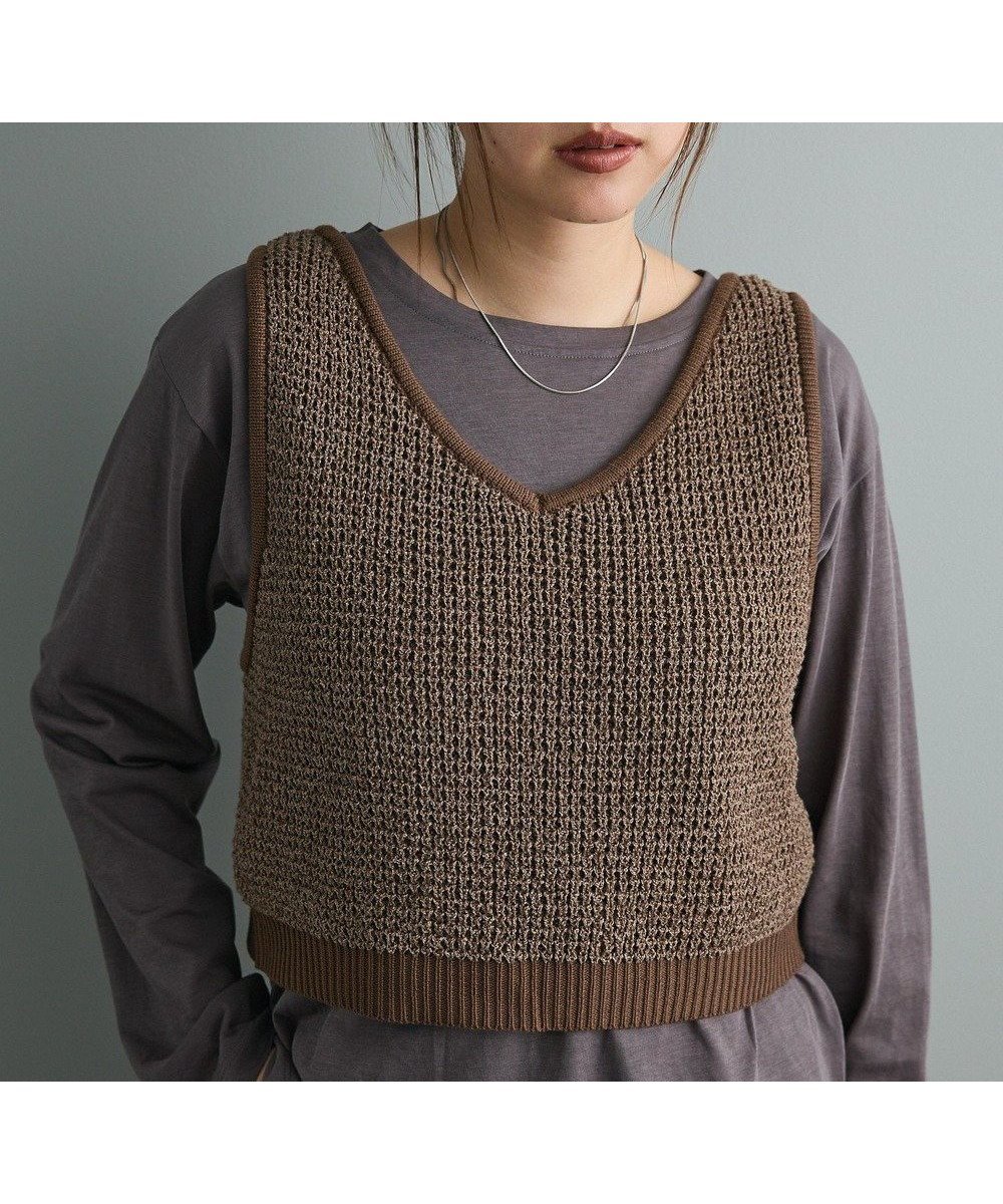 【クラフトスタンダードブティック/CRAFT STANDARD BOUTIQUE】のワッフル編みニットベスト インテリア・キッズ・メンズ・レディースファッション・服の通販 founy(ファニー) 　ファッション　Fashion　レディースファッション　Fashion for Women　アウター　Coat / Outerwear Collection　トップス・カットソー　Cut & Sew Tops　ニット　Knit Tops & Sweaters　ベスト&ジレ / 重ね着スタイル　Vests & Gilets　カットソー　Cut and Sewn Top　コンパクト　Compact, Small Size　シンプル　Simple, Minimal　タイトスカート　Pencil Skirt, Tight Skirt　デニム　Denim, Jeans Material　バランス　Balance, Style Balance　ベスト　Vest, Waistcoat　ベーシック　Basic, Essential　ポケット　Pocket, Pocket Detail　ワイド　Wide, Wide Fit　ワッフル　Waffle, Waffle Knit　A/W・秋冬　Autumn/Winter　Brown|ID: prp329100004660840 ipo3291000000035813760